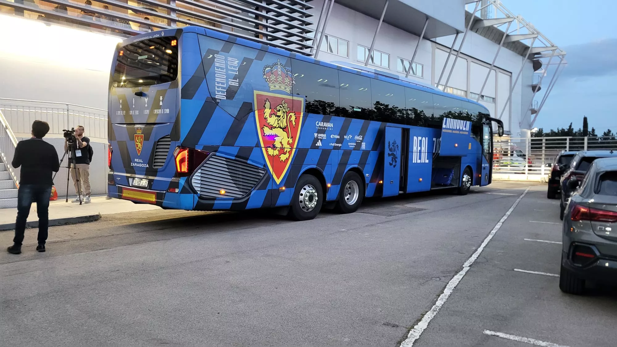 El autobús del Zaragoza volvió límpido a origen