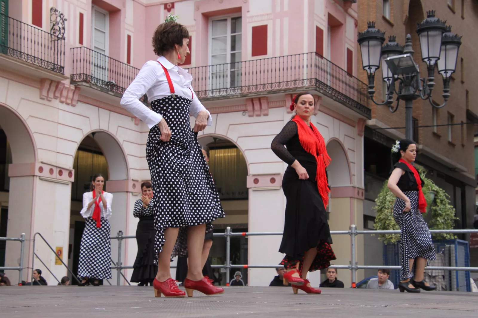 Día Internacional de la Danza con Espacio Danza y Escuela de Flamenco Sandra Nogarol. Foto Carlos Neofato