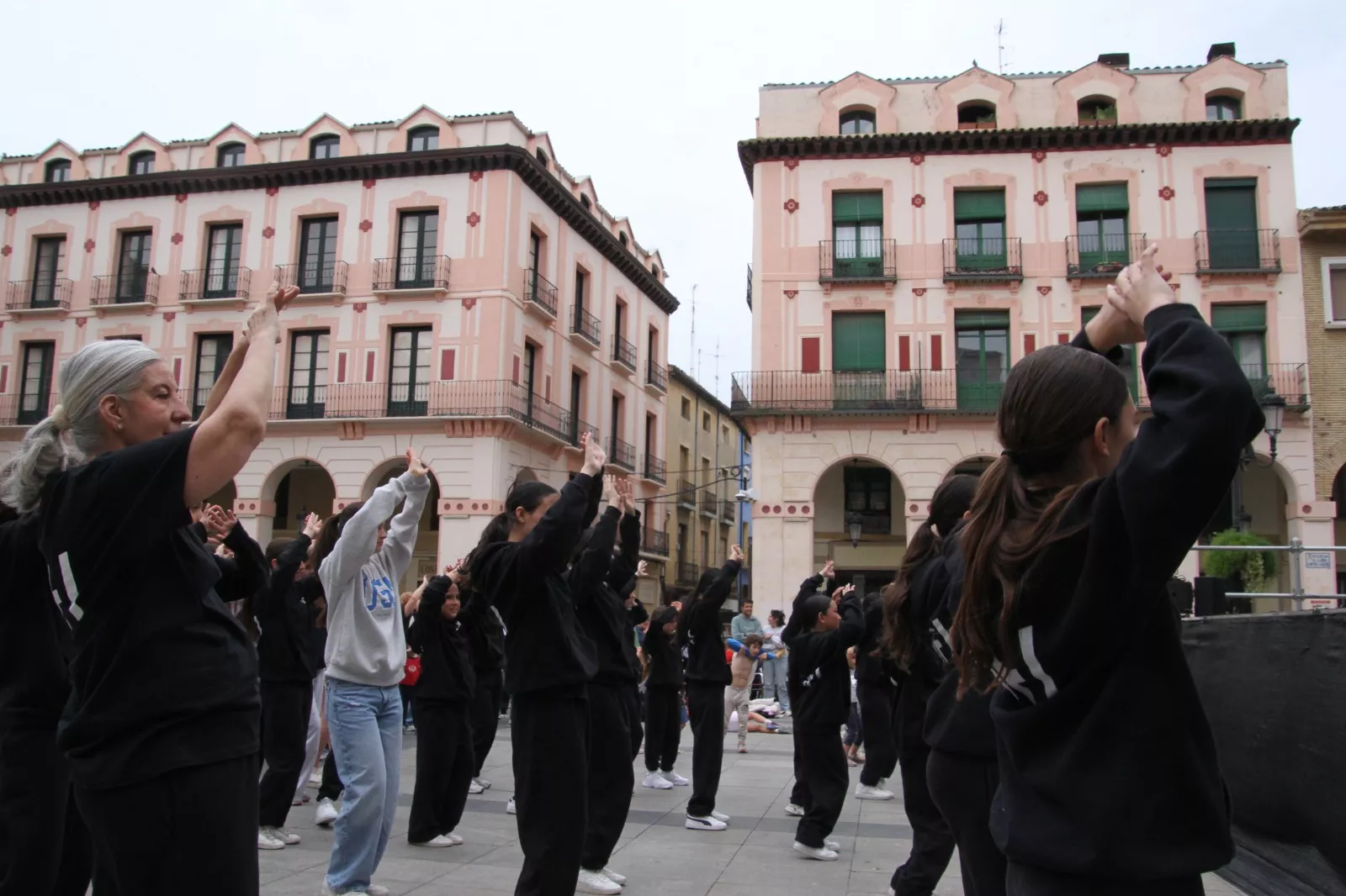 Día Internacional de la Danza con Espacio Danza y Escuela de Flamenco Sandra Nogarol. Foto Carlos Neofato