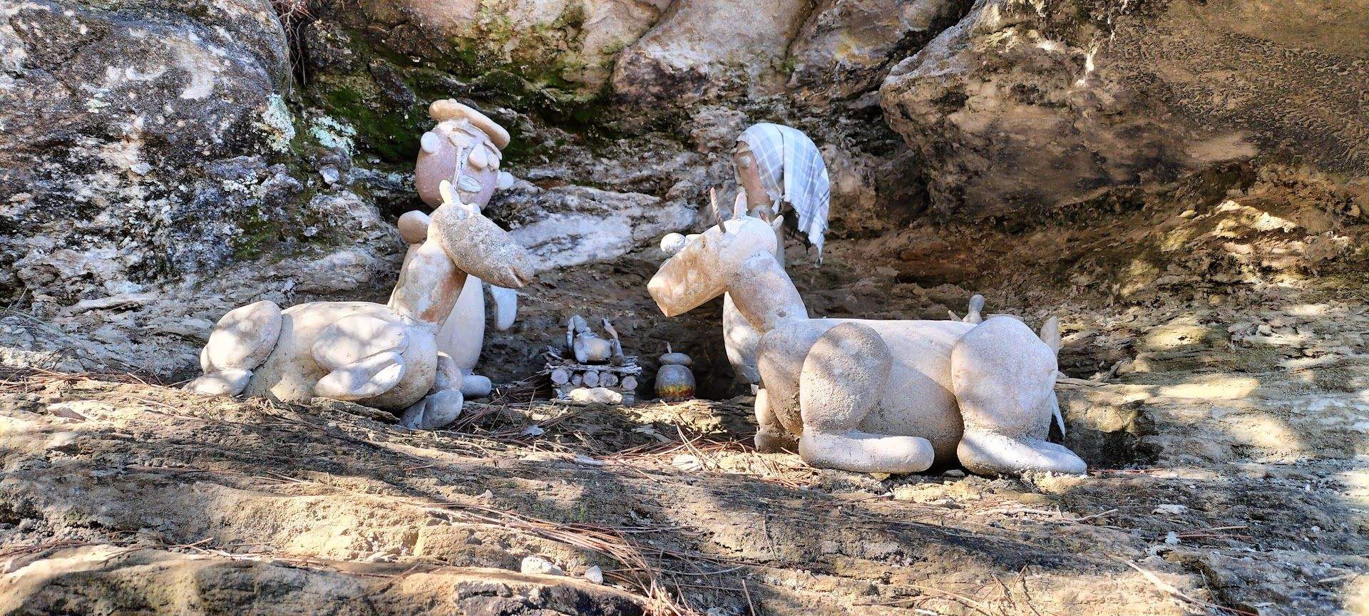 Bonito paseo por el entorno de Capella. Foto José Antonio Terrón Puente. Bonito paseo por el entorno de Capella. Foto José Antonio Terrón Puente.