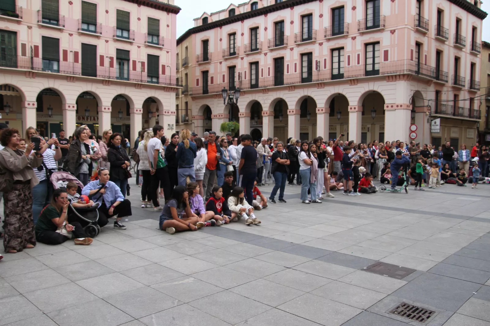 Día Internacional de la Danza con Espacio Danza y Escuela de Flamenco Sandra Nogarol. Foto Carlos Neofato