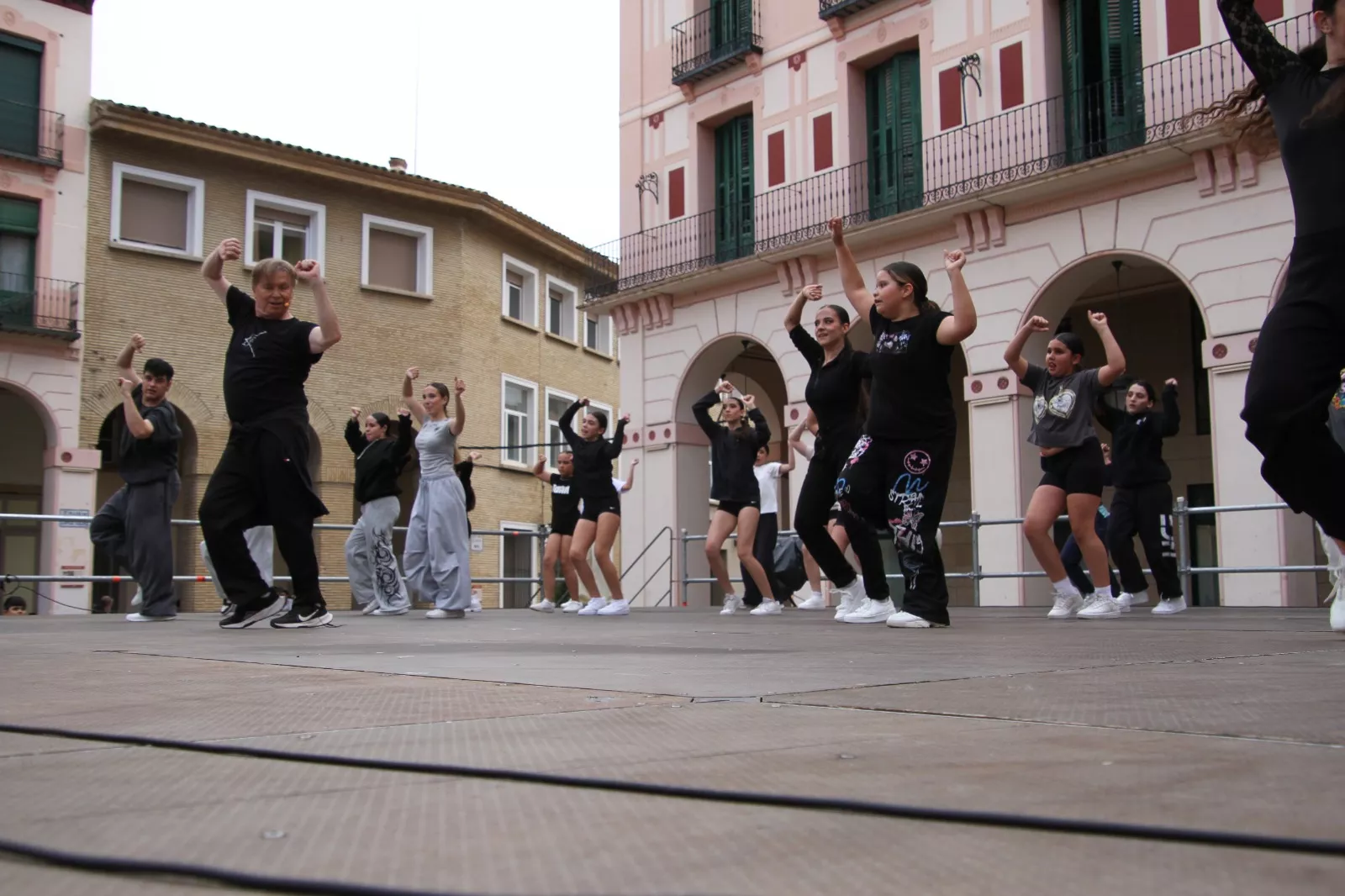 Día Internacional de la Danza con Espacio Danza y Escuela de Flamenco Sandra Nogarol. Foto Carlos Neofato