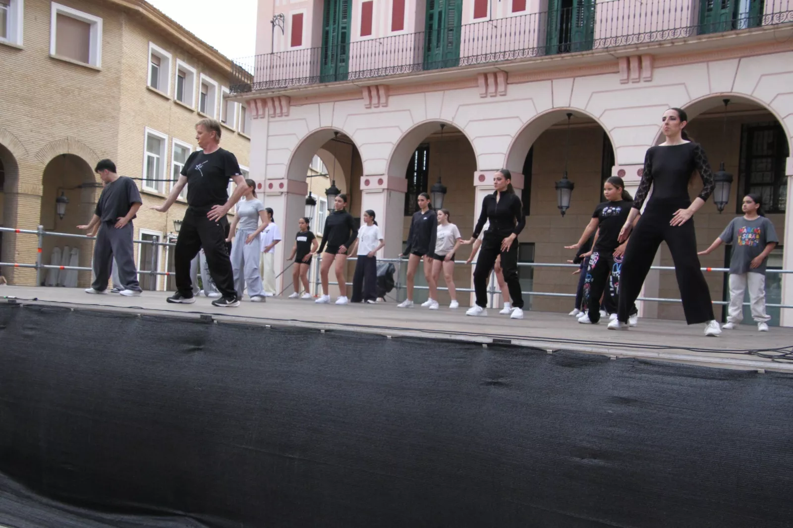 Día Internacional de la Danza con Espacio Danza y Escuela de Flamenco Sandra Nogarol. Foto Carlos Neofato