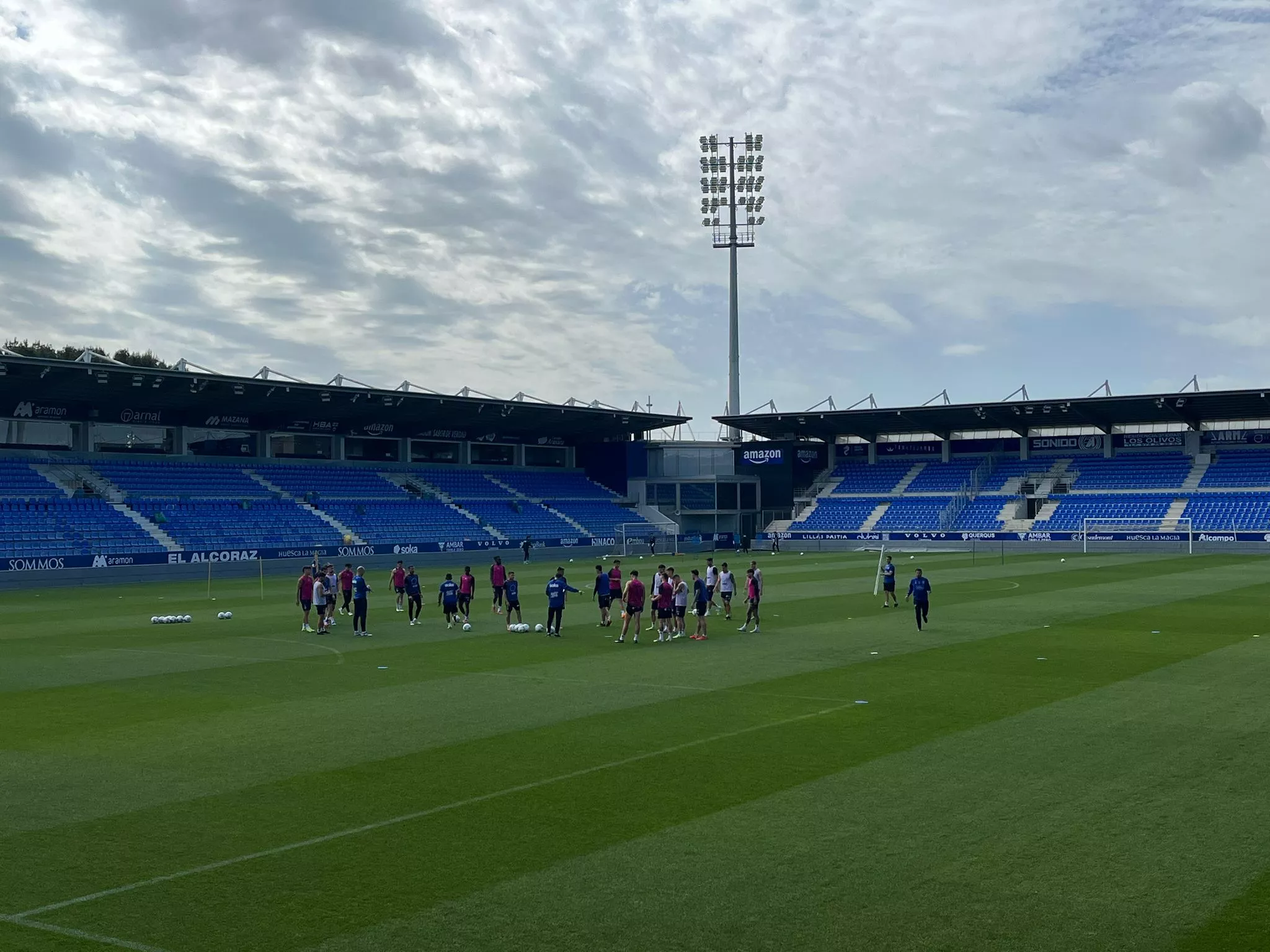 Entrenamiento del Huesca este jueves en El Alcoraz. Foto: Adri Mora
