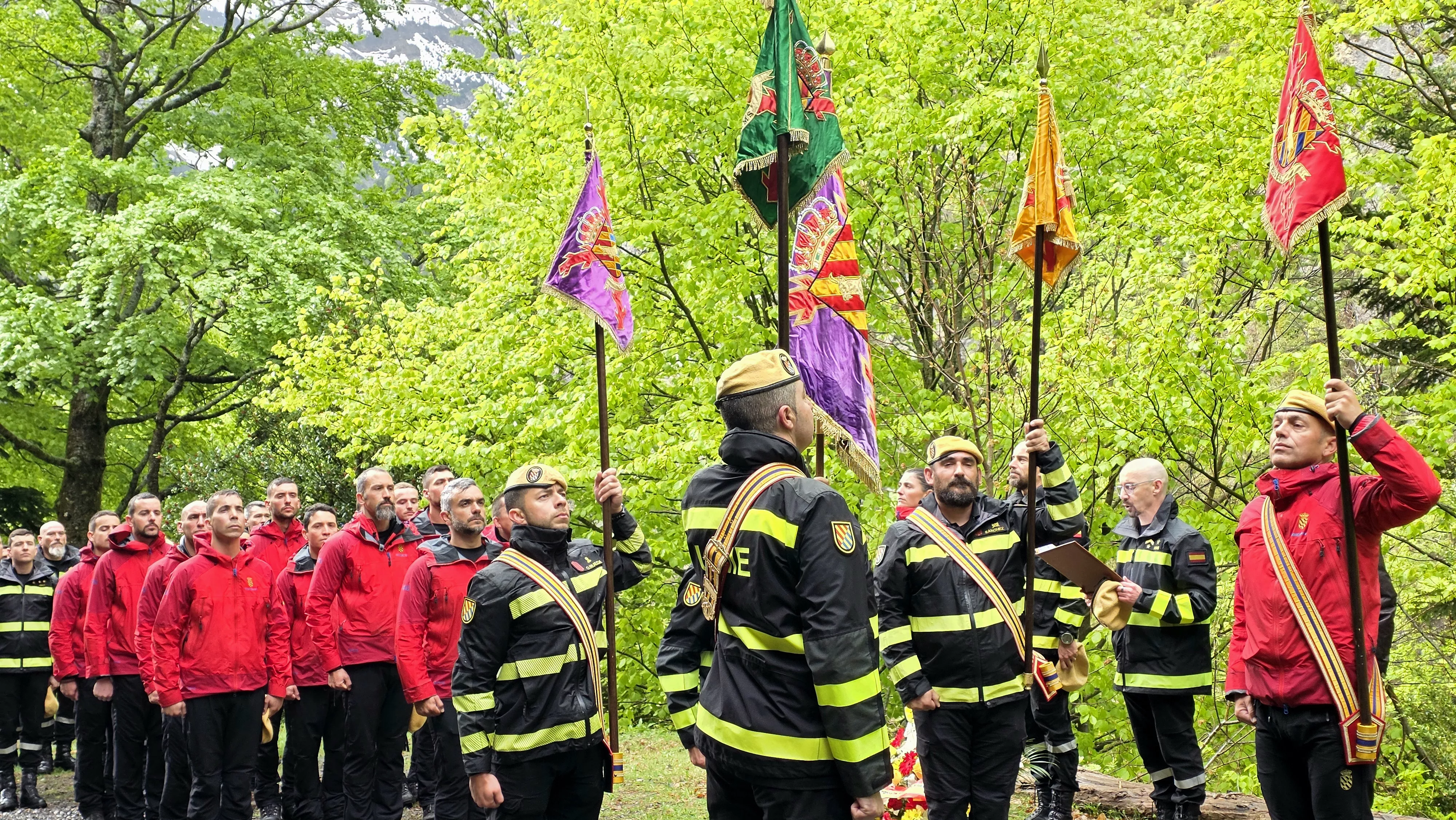Homenaje a Víctor Manuel Rebollo por la UME en el décimo aniversario de su muerte
