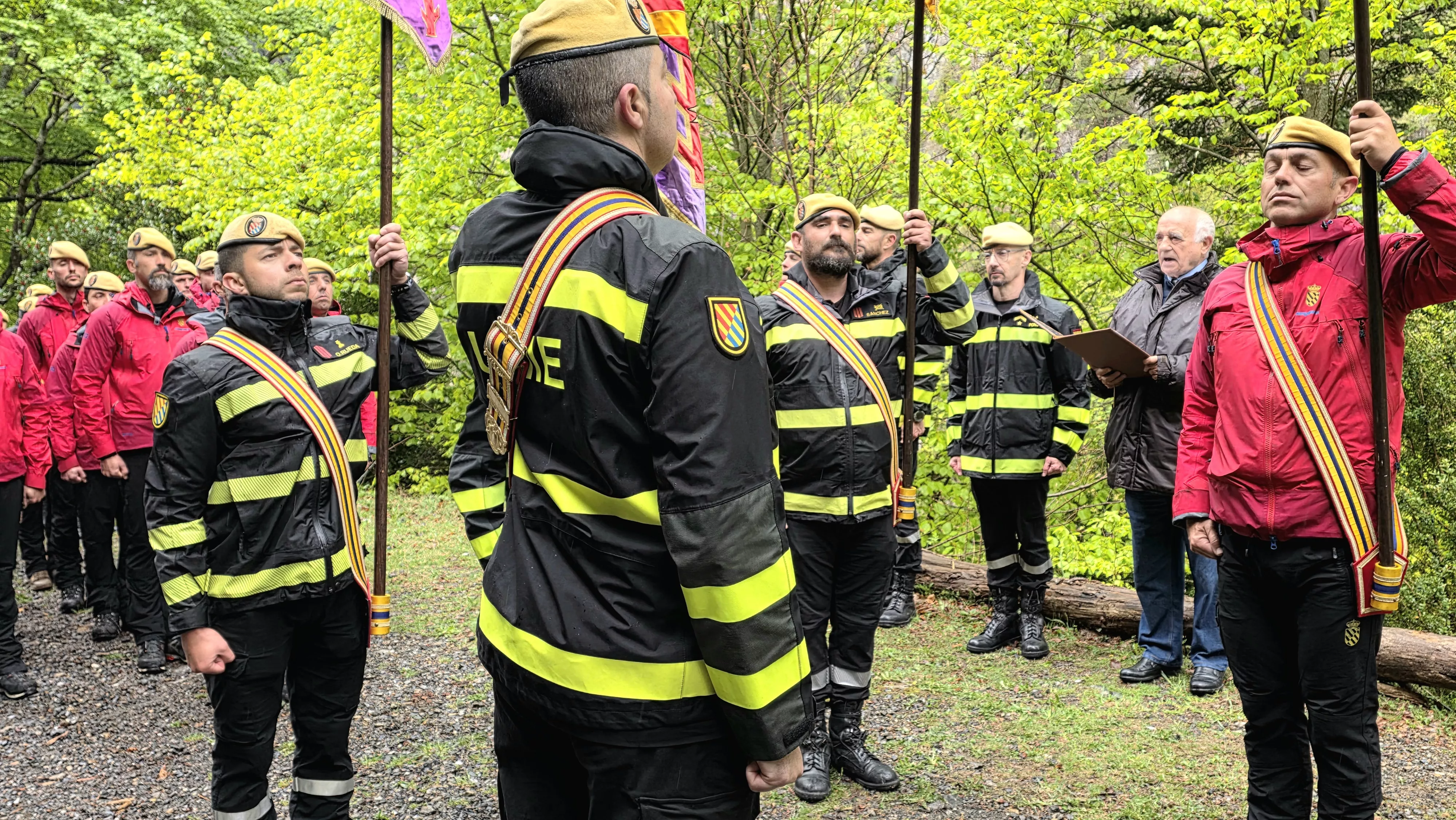 Homenaje a Víctor Manuel Rebollo por la UME en el décimo aniversario de su muerte