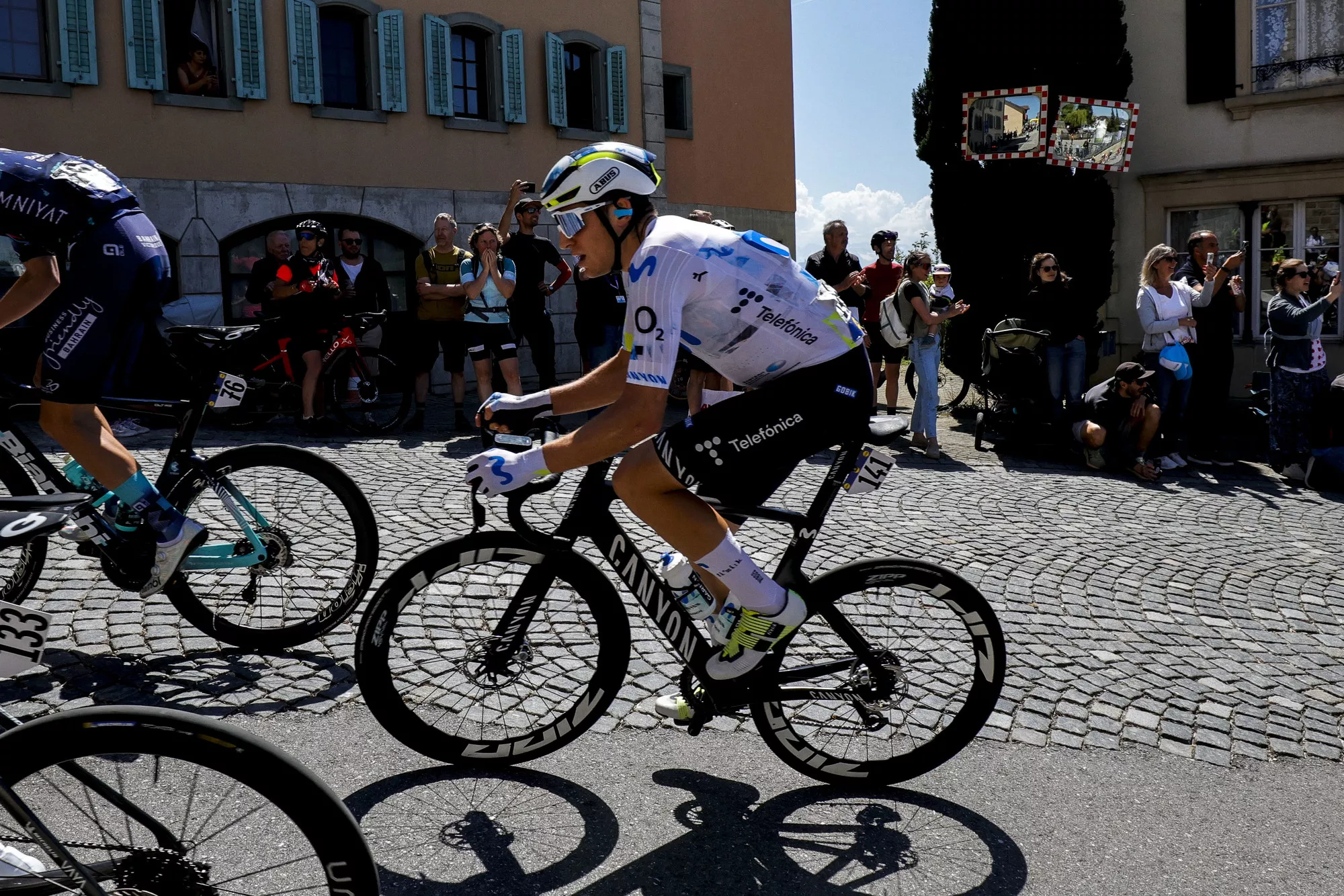 Castrillo durante la segunda etapa de Romandía. Foto: @sprintcycling @Movistar_Team