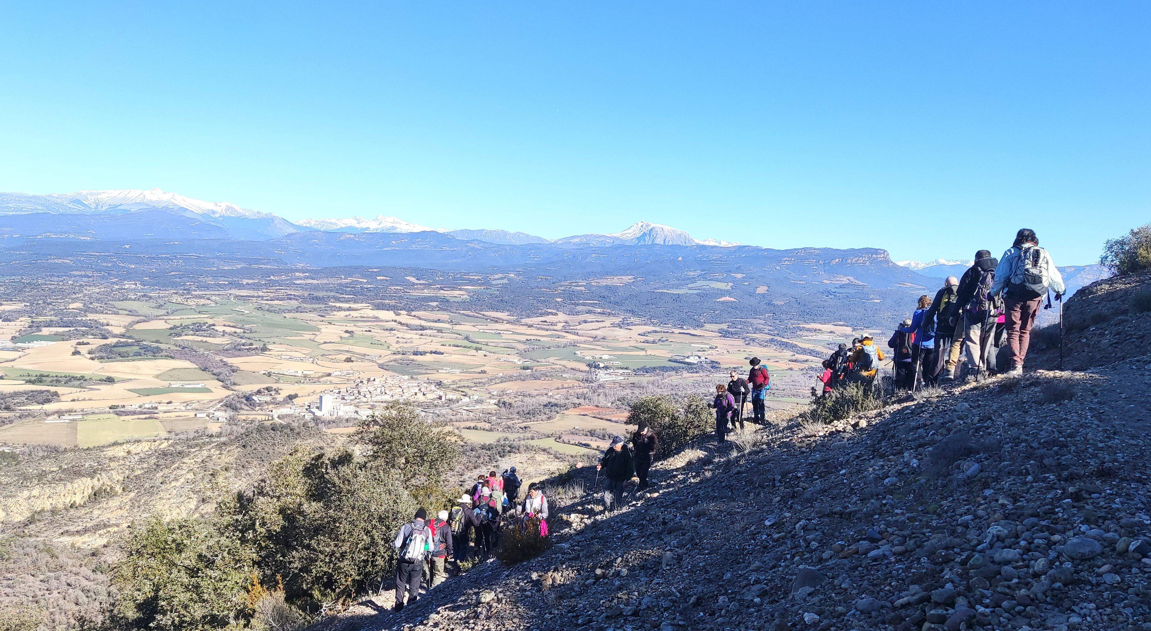 Bonito paseo por el entorno de Capella. Foto Pedro Ayuso. Bonito paseo por el entorno de Capella. Foto Pedro Ayuso.