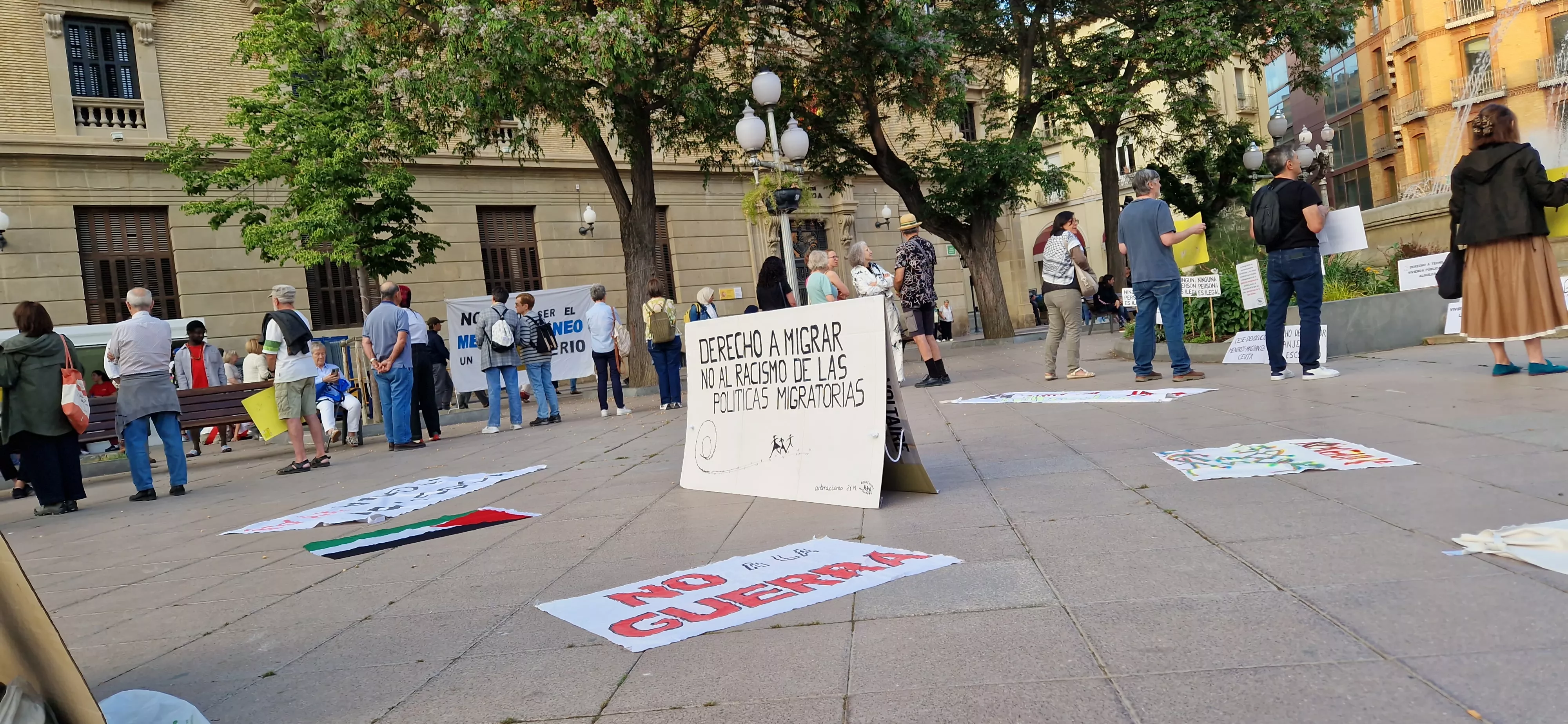 Círculo de Silencio de Bienvenidos Refugiados. Foto Myriam Martínez