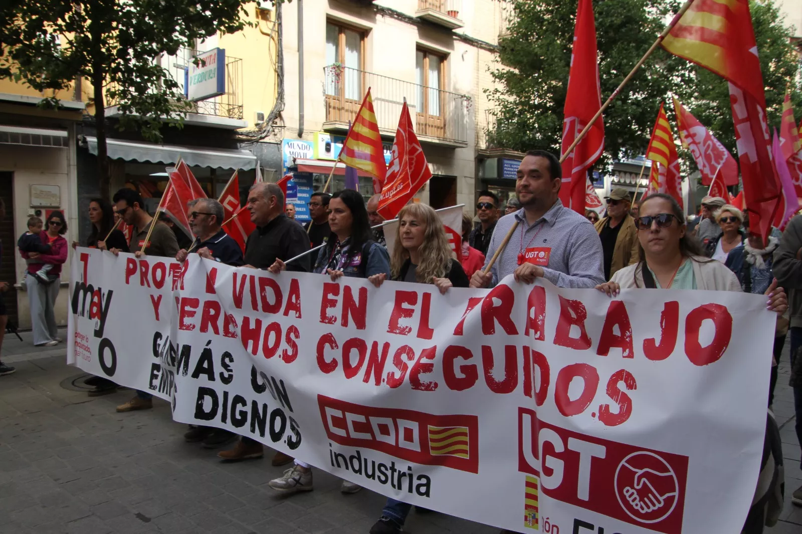 Manifestación del 1º de Mayo de UGT y CCOO en Huesca. Foto Carlos Neofato