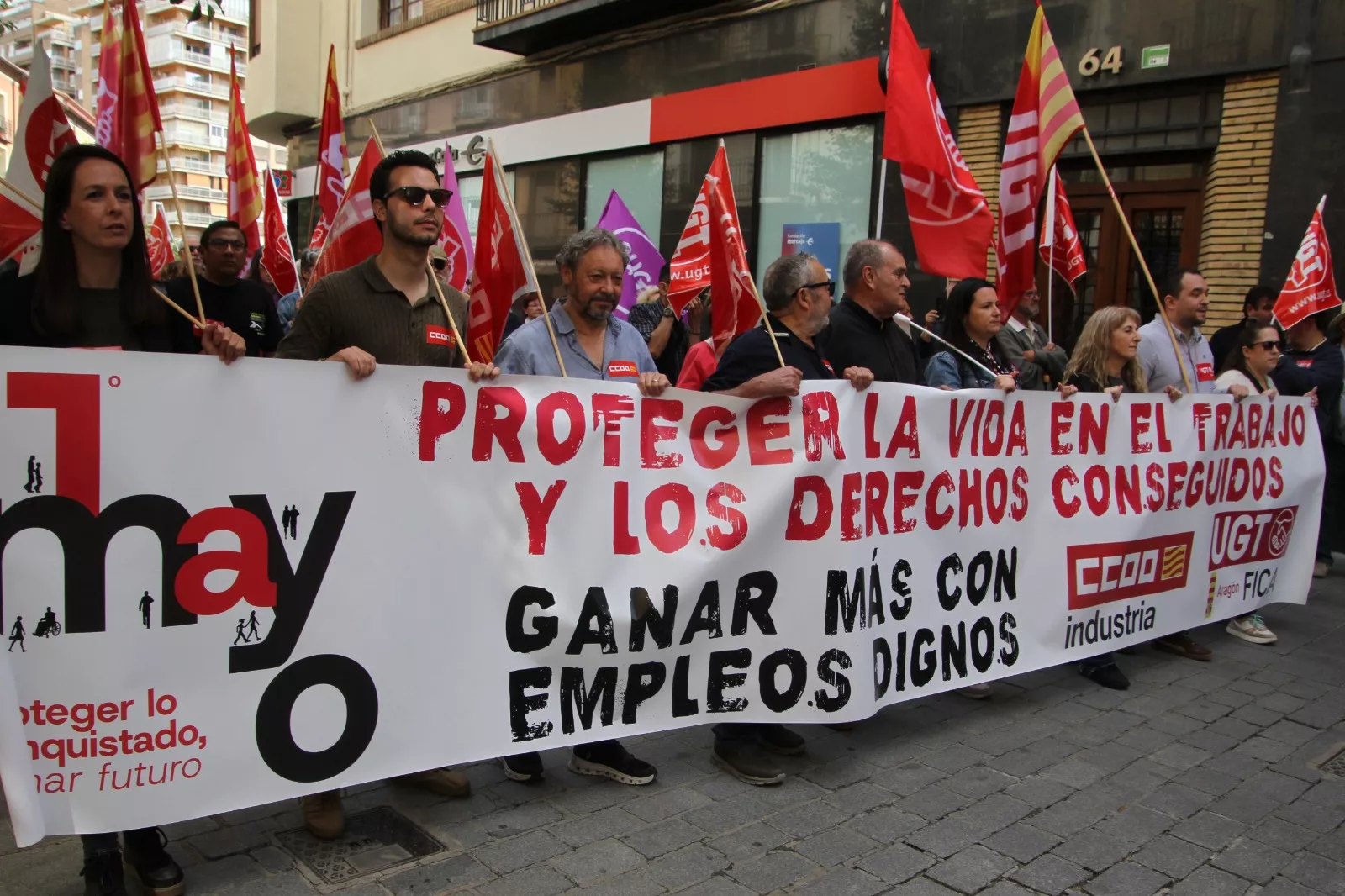 Manifestación del 1º de Mayo de UGT y CCOO en Huesca. Foto Carlos Neofato
