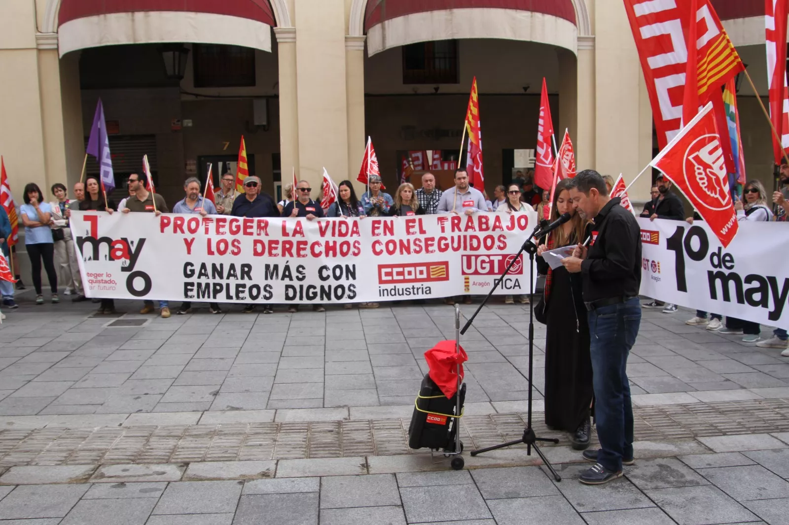 Manifestación del 1º de Mayo de UGT y CCOO en Huesca. Foto Carlos Neofato