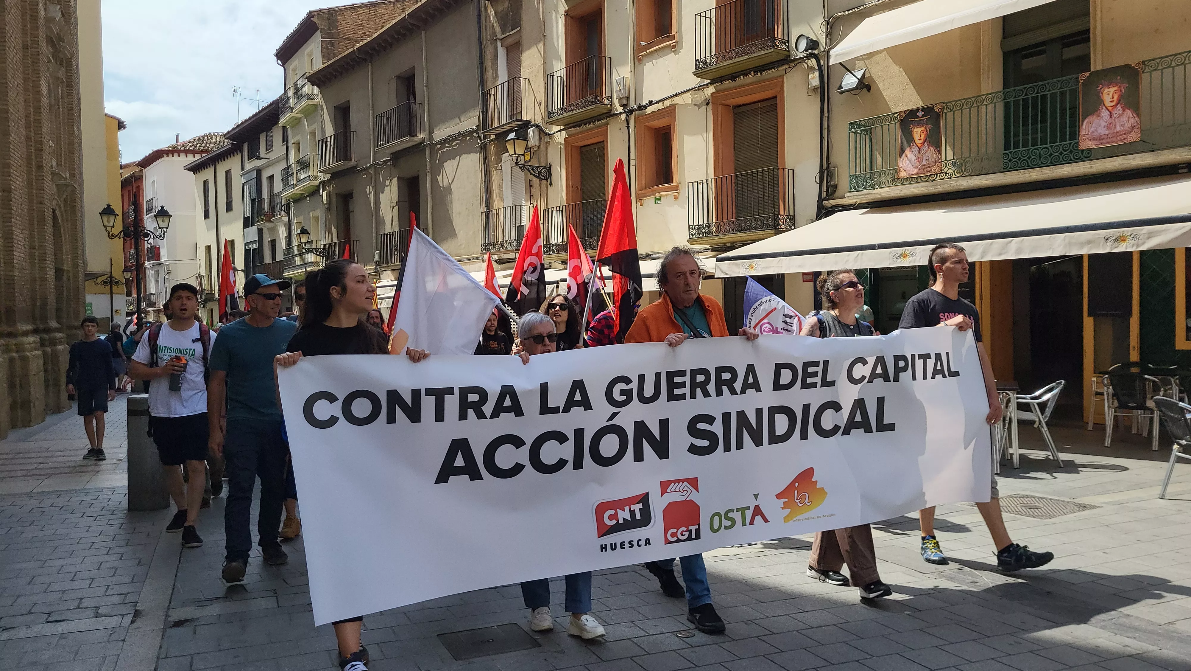 Manifestación del 1º de Mayo de CGT, CNT, OSTA e IA. Foto Mercedes Manterola
