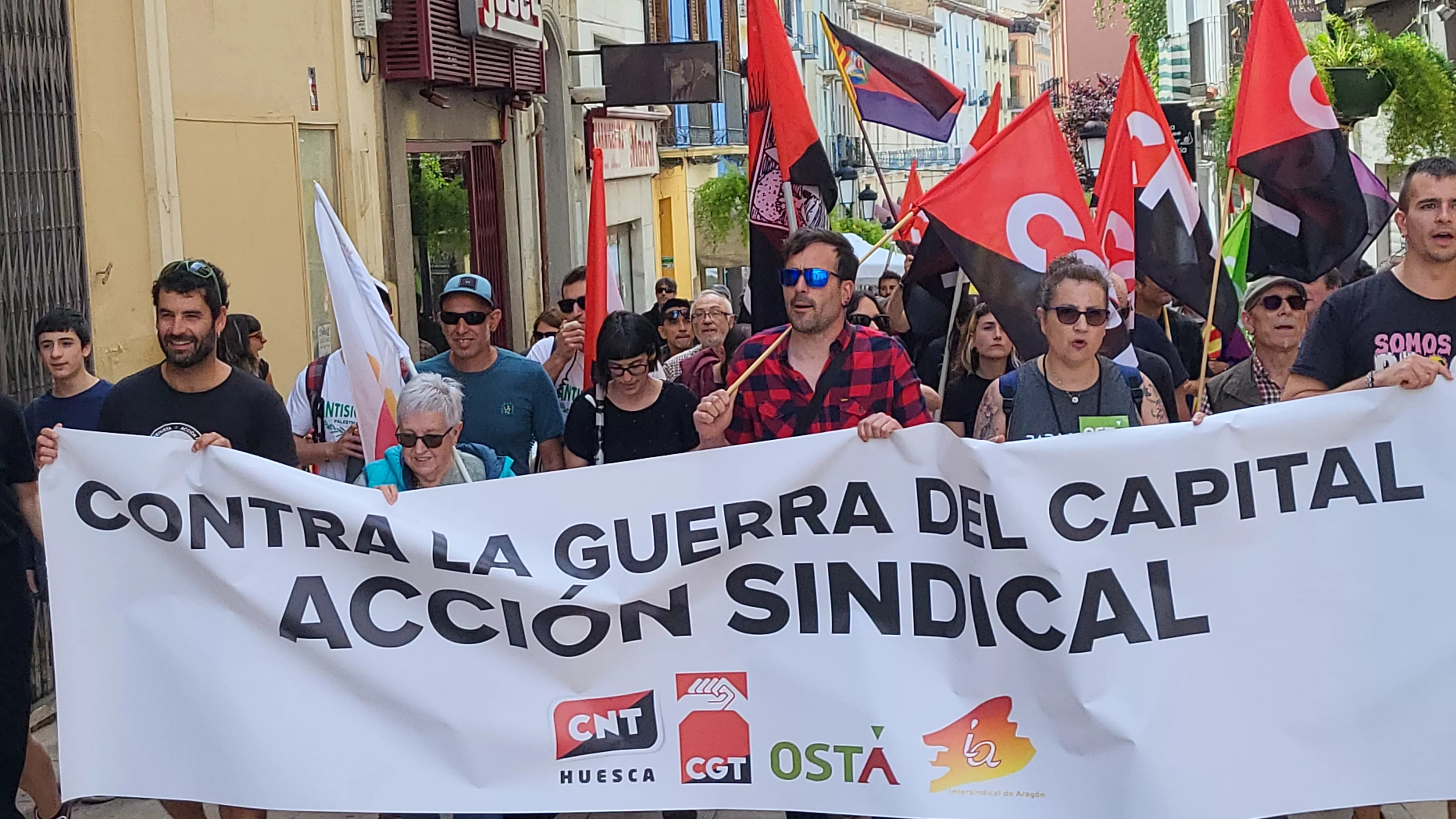 Manifestación del 1º de Mayo de CGT, CNT, OSTA e IA. Foto Mercedes Manterola