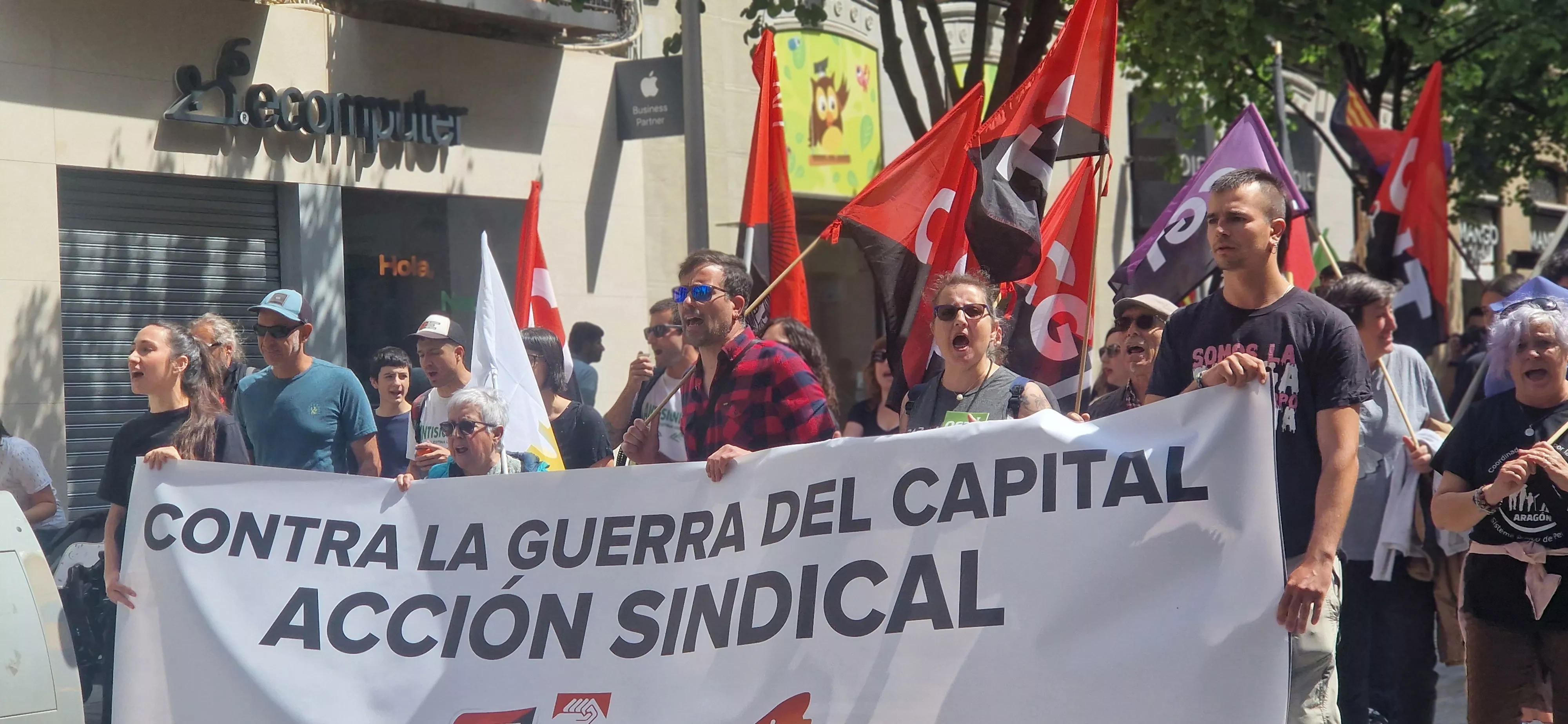 Manifestación del 1º de Mayo de CGT, CNT, OSTA e IA. Foto Myriam Martínez
