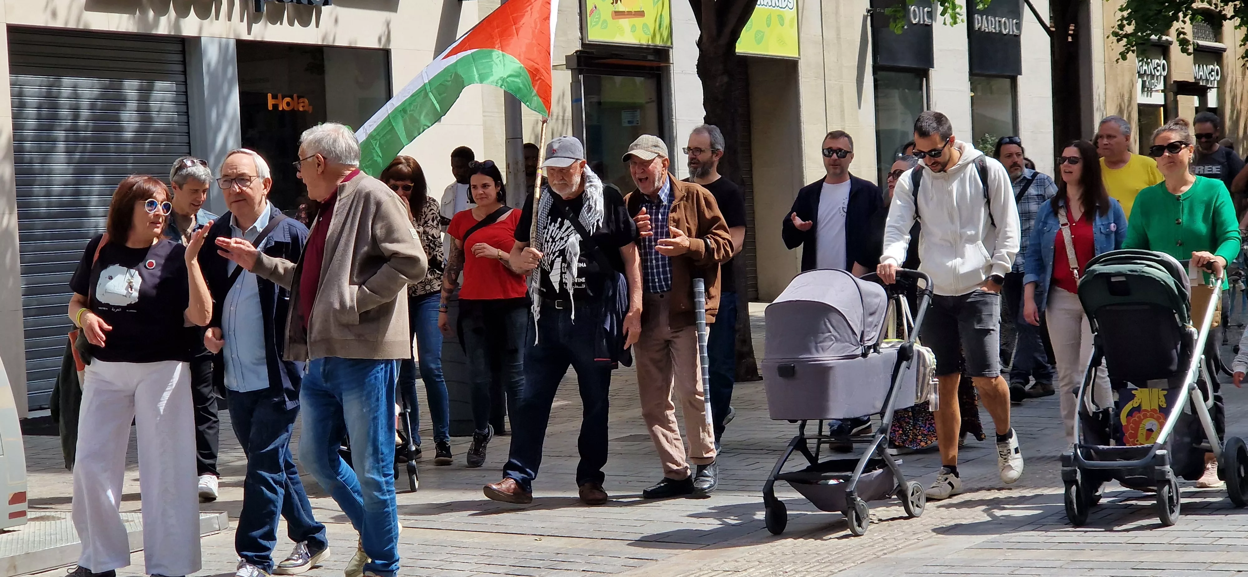Manifestación del 1º de Mayo de CGT, CNT, OSTA e IA. Foto Myriam Martínez