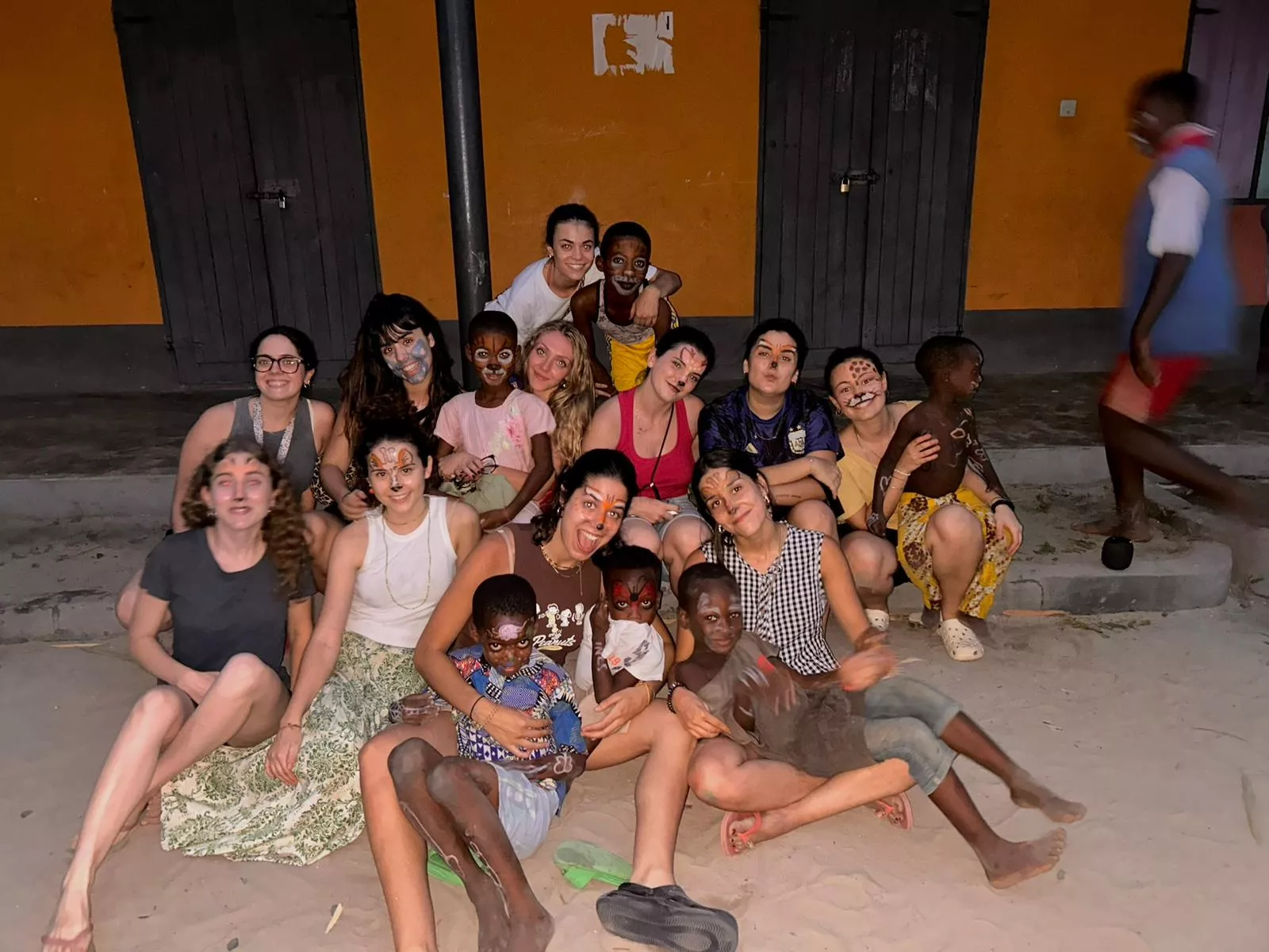 Claudia Albertos está viviendo una auténtica experiencia vital en Ghana.