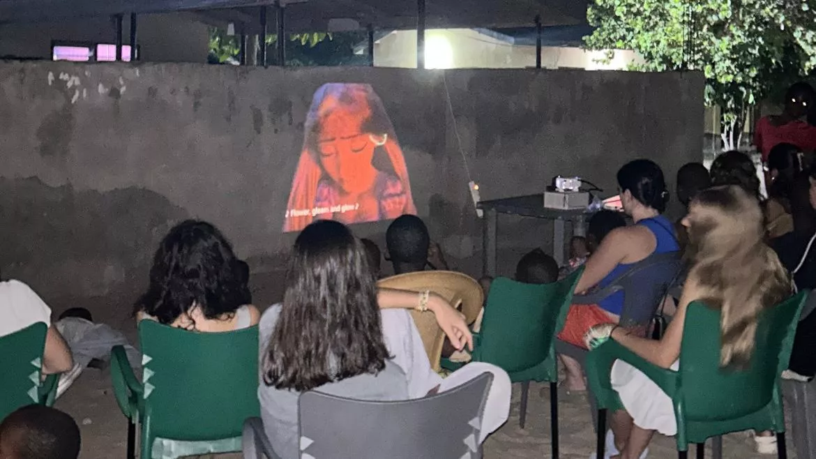 Claudia Albertos está viviendo una auténtica experiencia vital en Ghana.