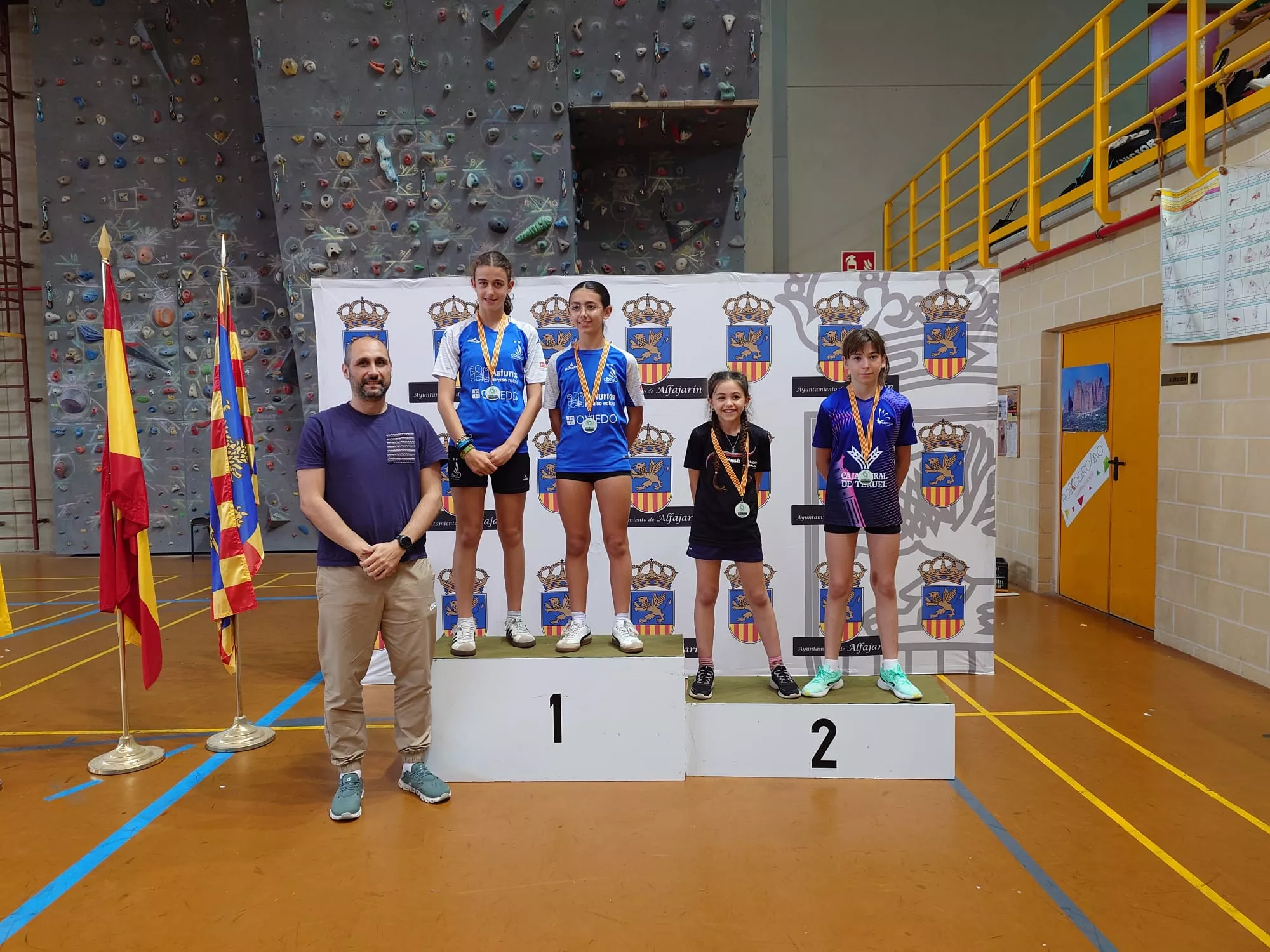 Camelia Zaharia, subcampeona Sub-13 en dobles femenino.