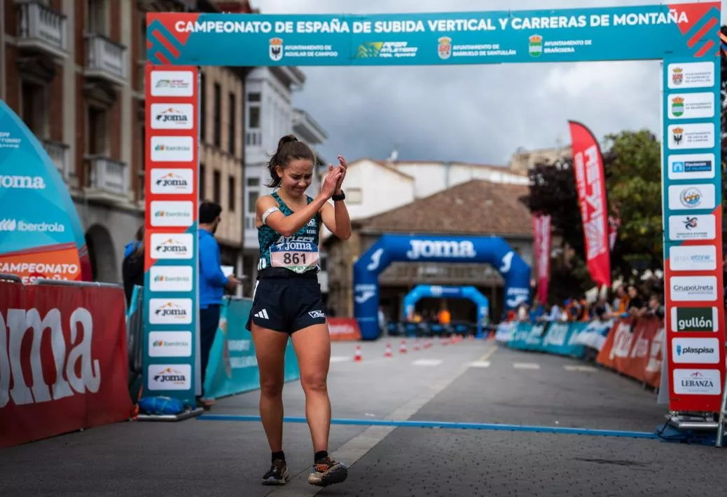 Carrodilla Cabestre, tras cruzar la línea de meta. Foto: Daniel de la Iglesia.