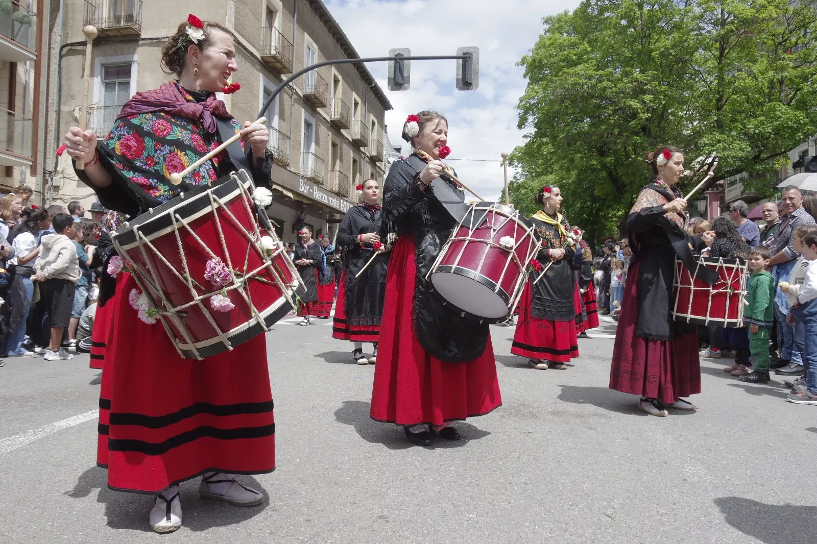 Primer Viernes de Mayo en Jaca. Foto Miguel Angel Muñoz