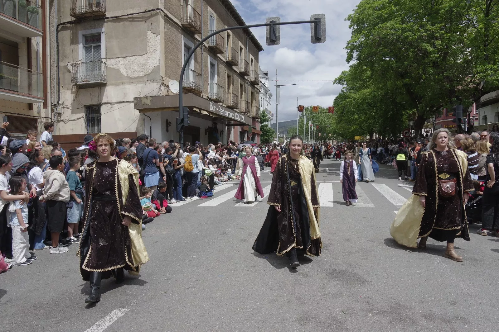 Primer Viernes de Mayo en Jaca. Foto Miguel Angel Muñoz