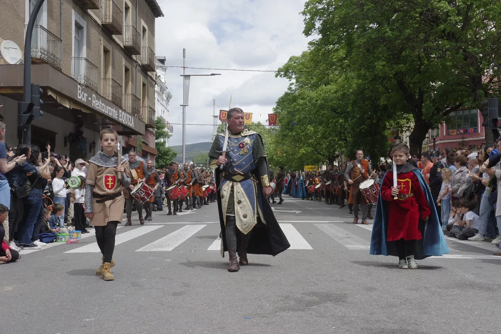 Primer Viernes de Mayo en Jaca. Foto Miguel Angel Muñoz