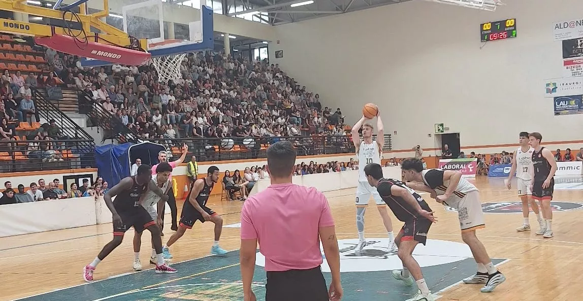 Demasiado Iraurgi para tan poco Lobe Huesca, que dice adiós al ascenso (103-75)