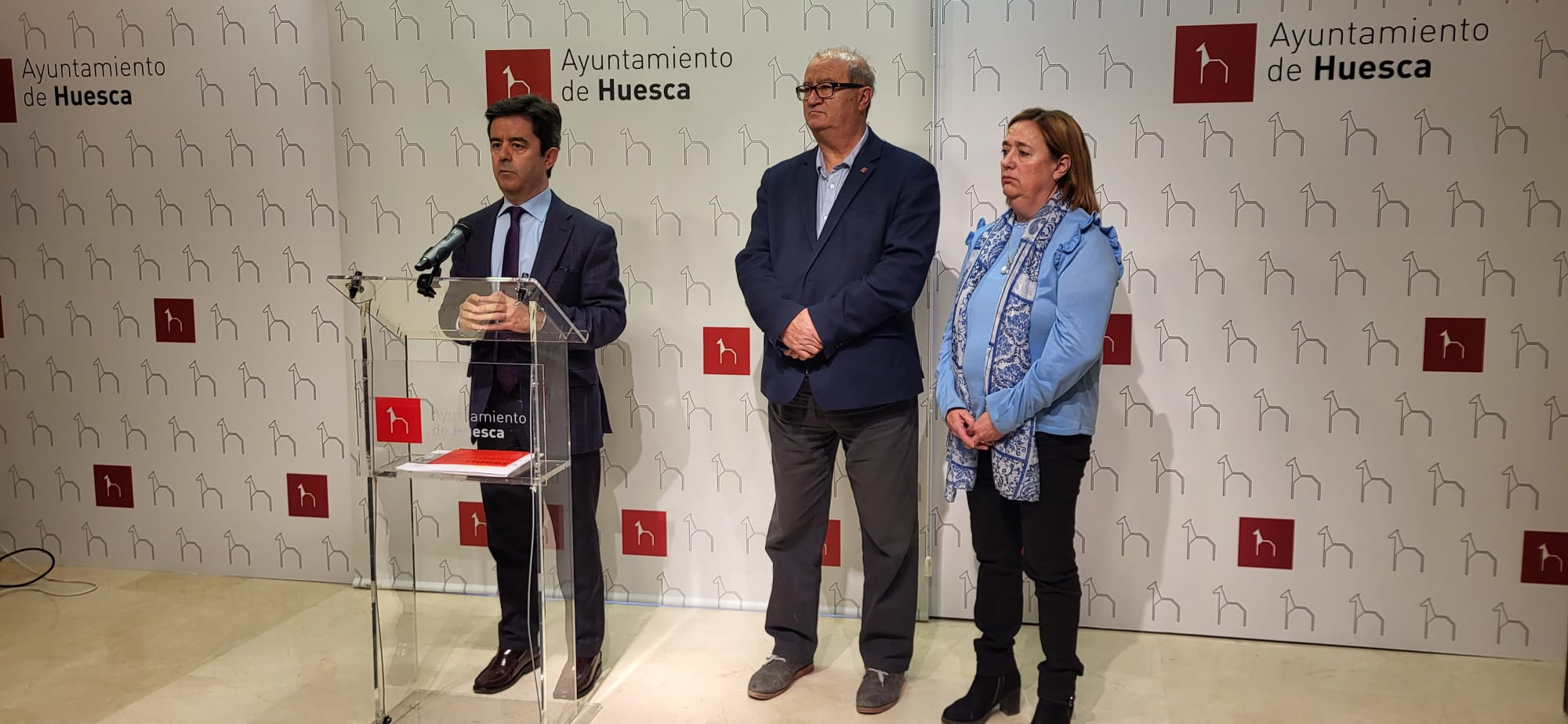 Luis Felipe ha hecho balance de la legislatura junto con José María Romance y Rosa Gerbás.