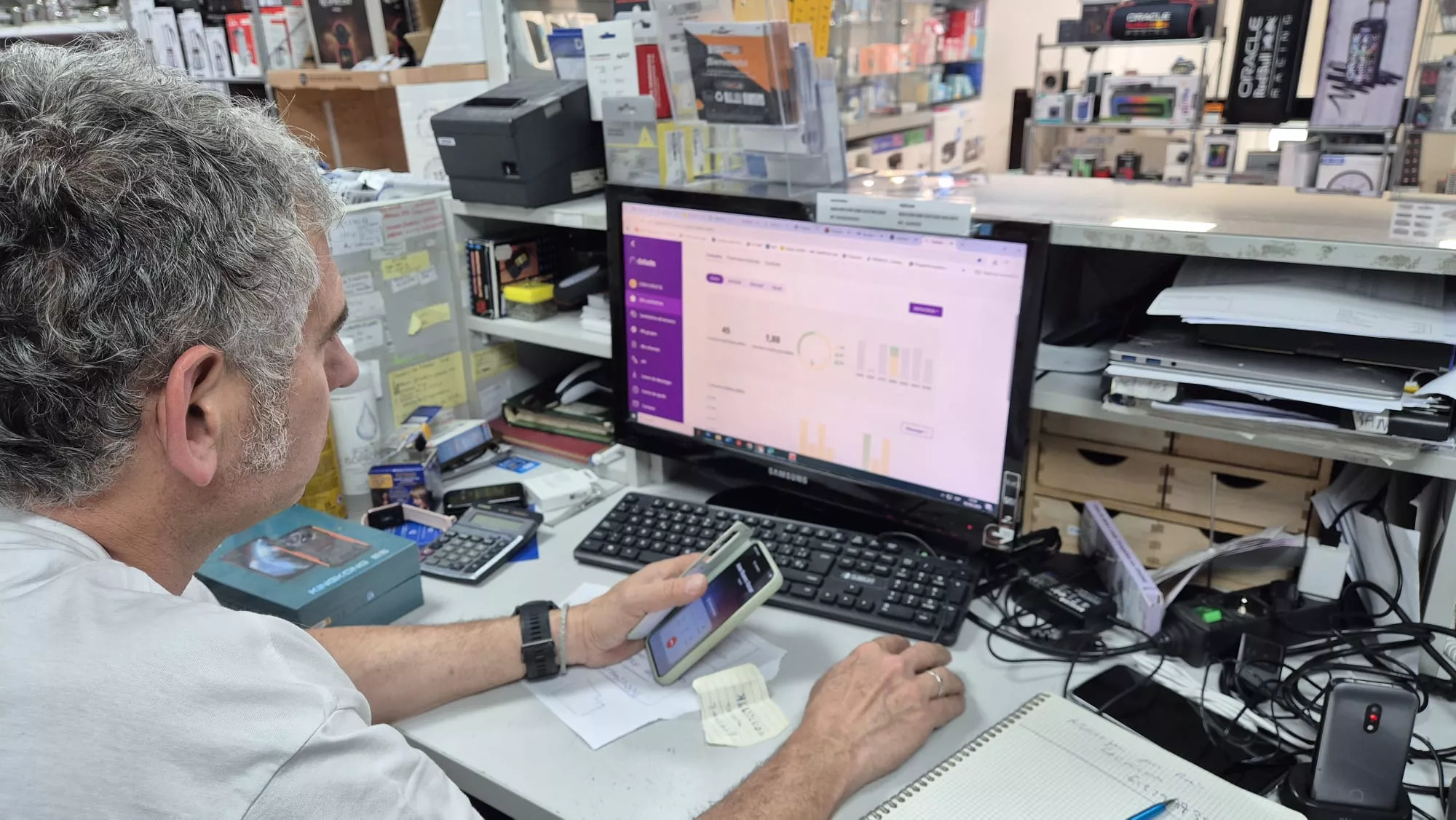Un proyecto europeo lleva diagnósticos gratuitos a pie de calle para transformar el comercio.