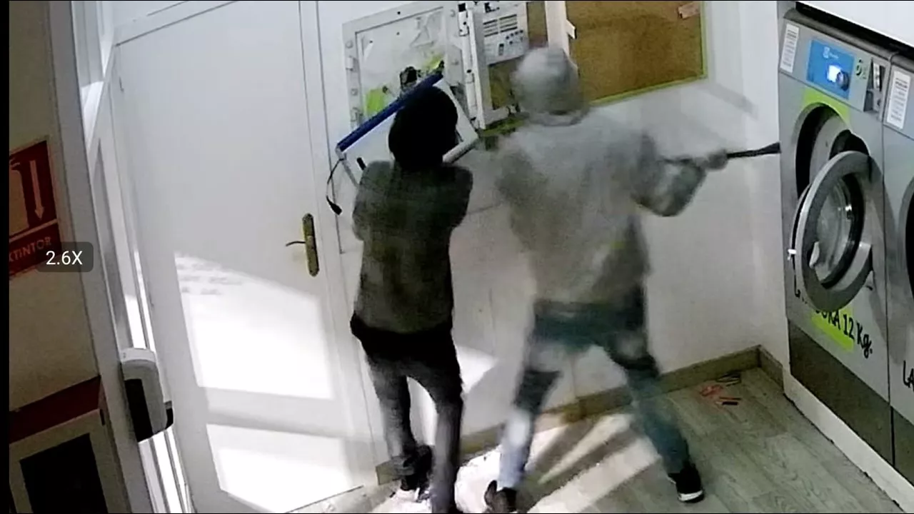 Dos menores asaltan una lavandería en Huesca para llevarse la caja del cambio y provocan destrozos
