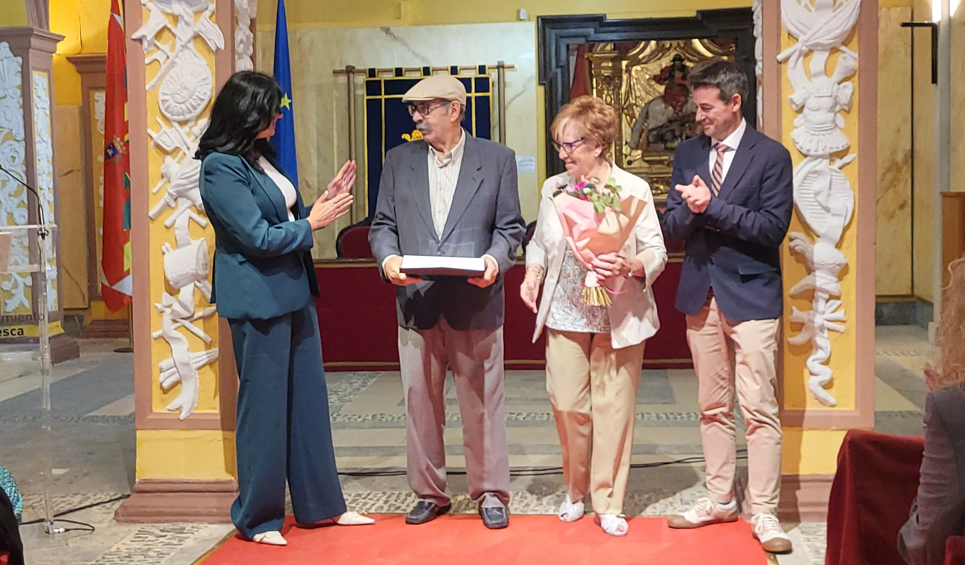 Bodas de oro de veinte matrimonios del Hogar de Personas Mayores en Huesca. Foro Mercedes Manterola