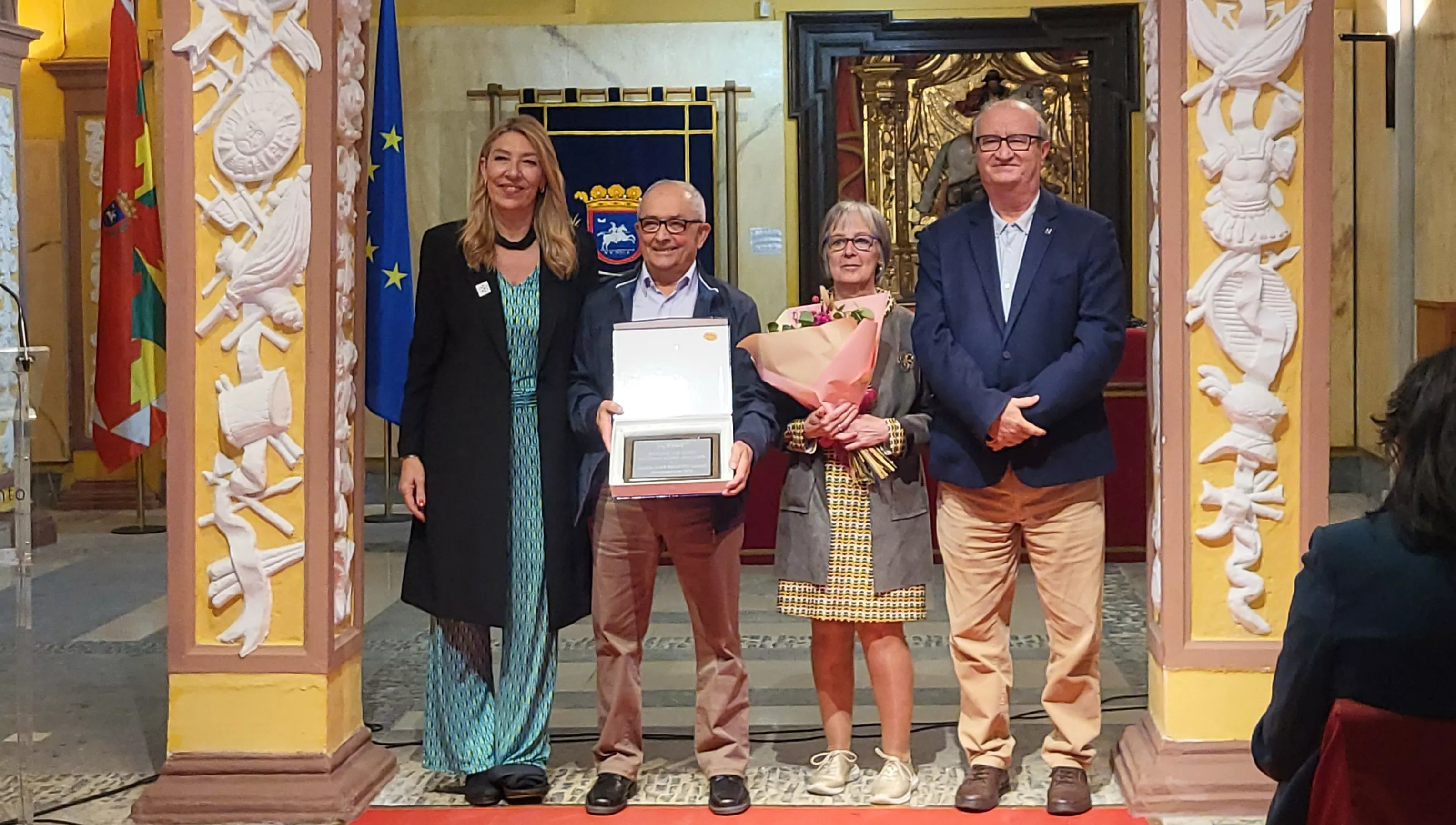 Bodas de oro de veinte matrimonios del Hogar de Personas Mayores en Huesca. Foro Mercedes Manterola