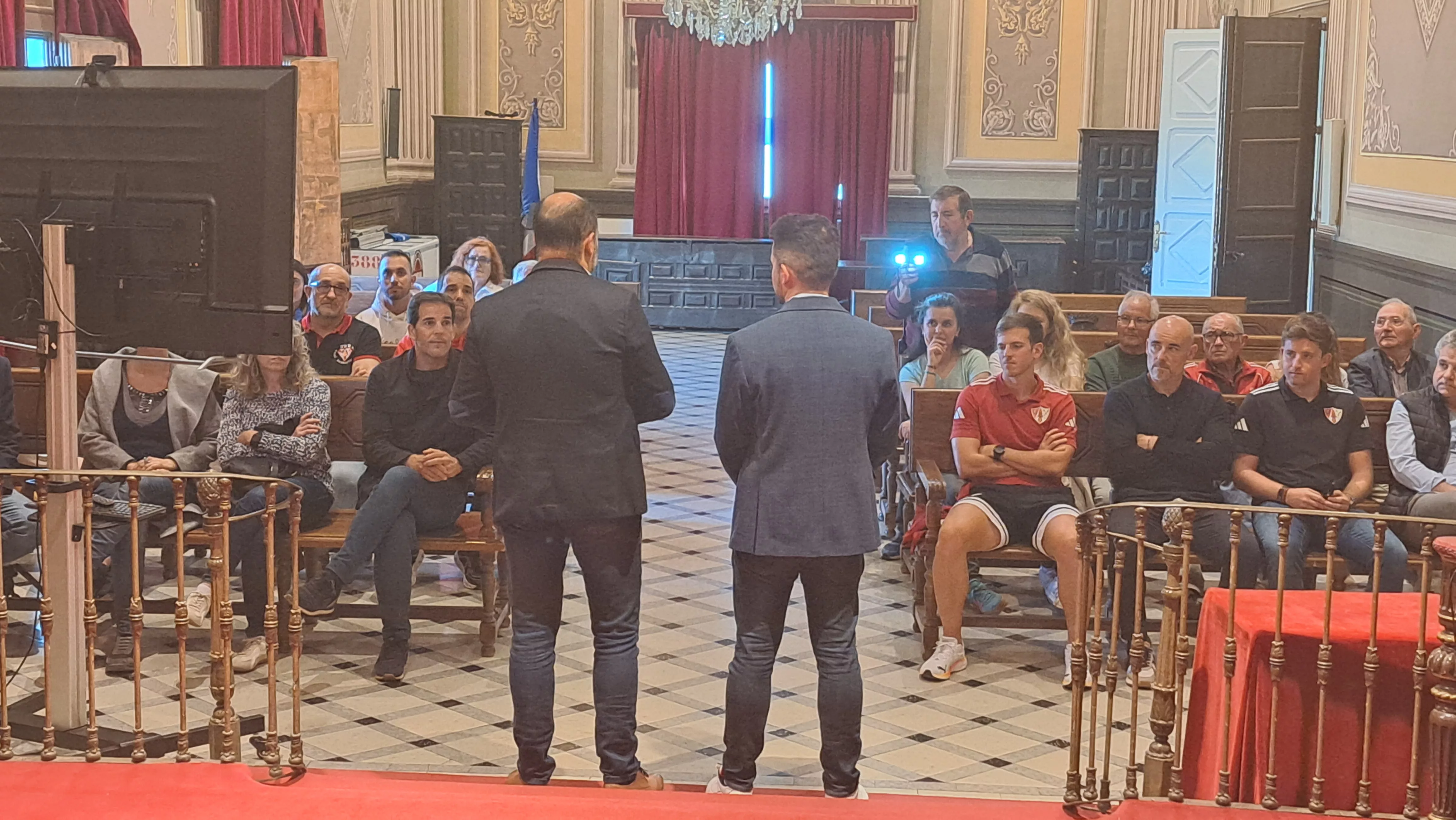 Recepción del Ayuntamiento a UD Barbastro, UB Barbastro y Peña Ferranca Femenina