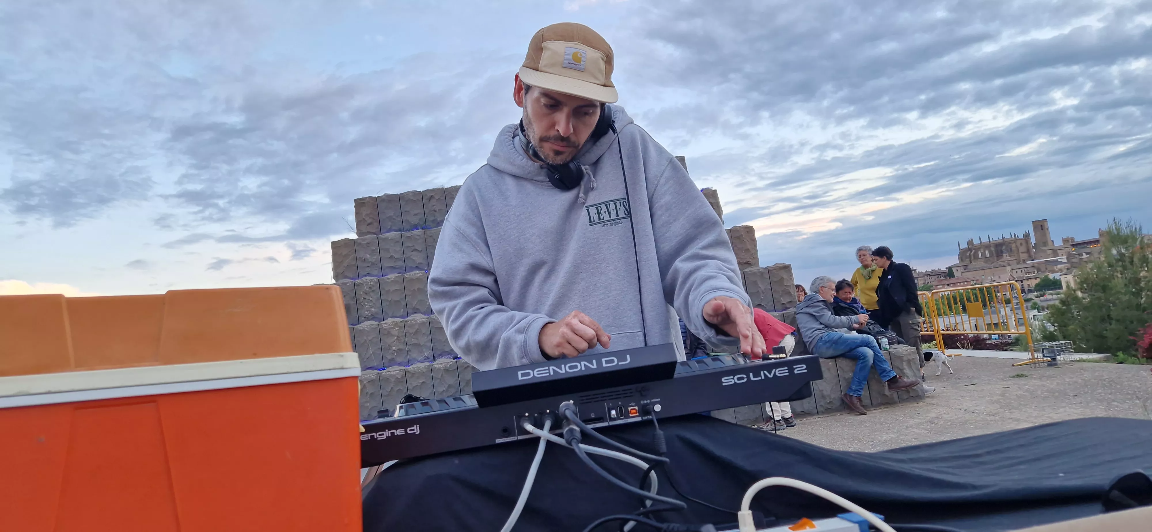 "Puesta de sol" de Barriofest 2026. Foto Myriam Martínez