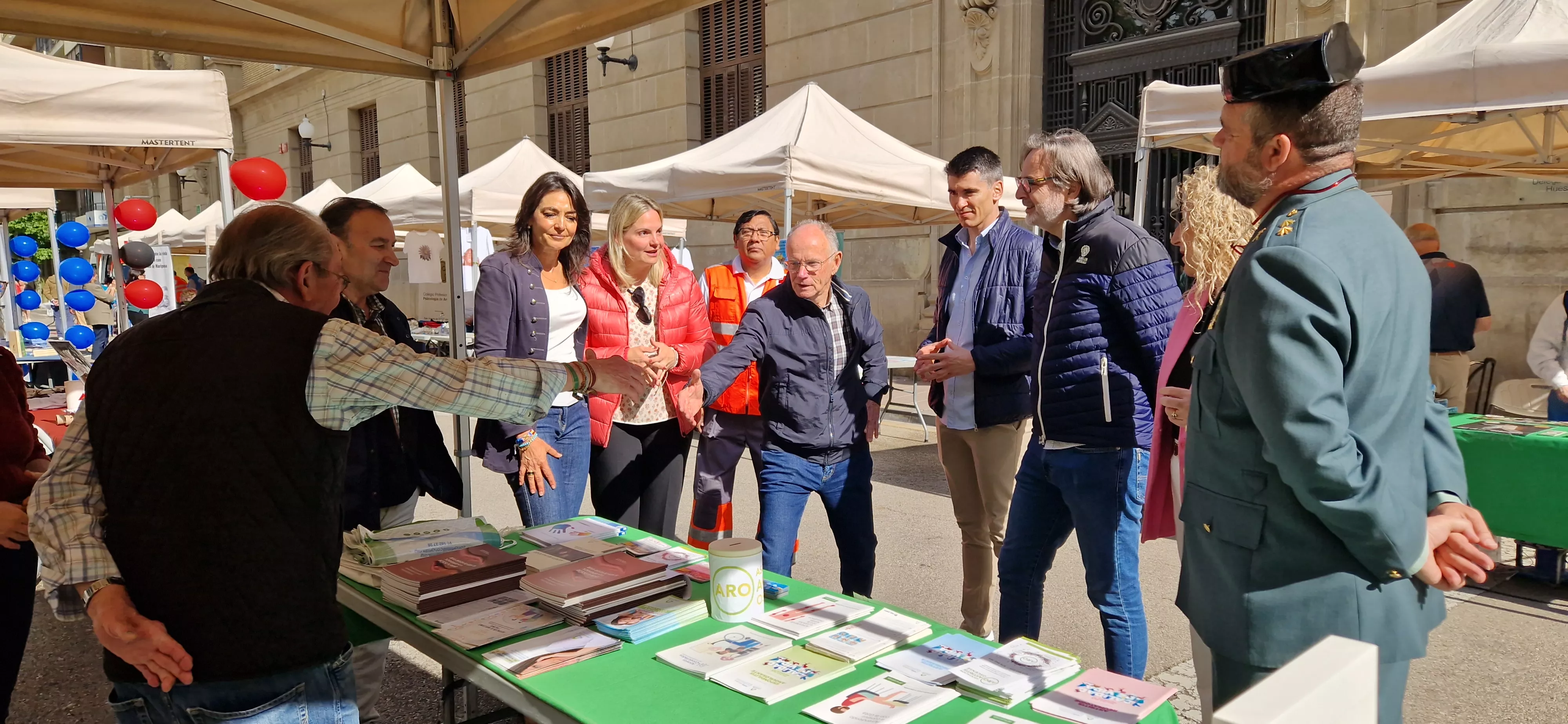  V Feria de entidades de la salud de Huesca organizada por Cruz Roja. Foto Myriam Martínez
