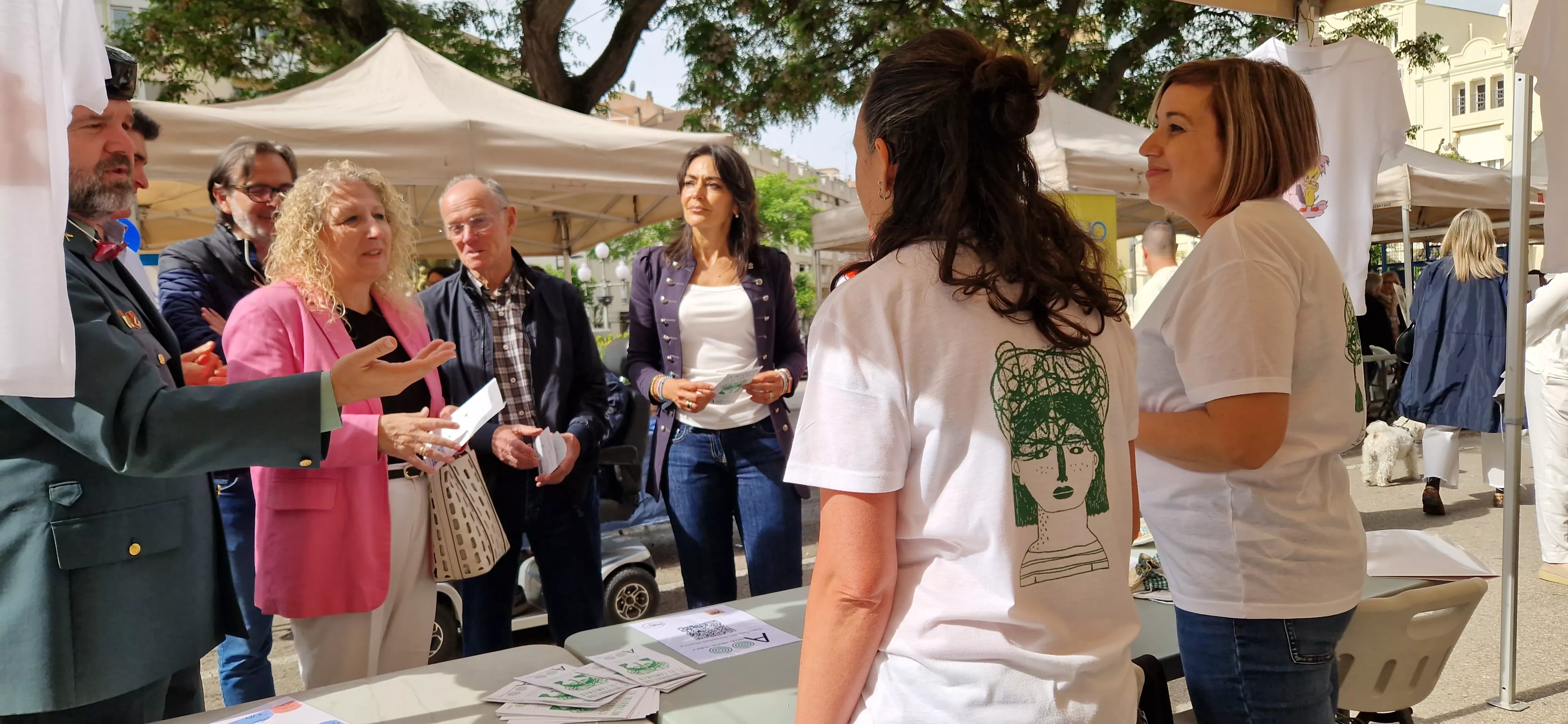  V Feria de entidades de la salud de Huesca organizada por Cruz Roja. Foto Myriam Martínez