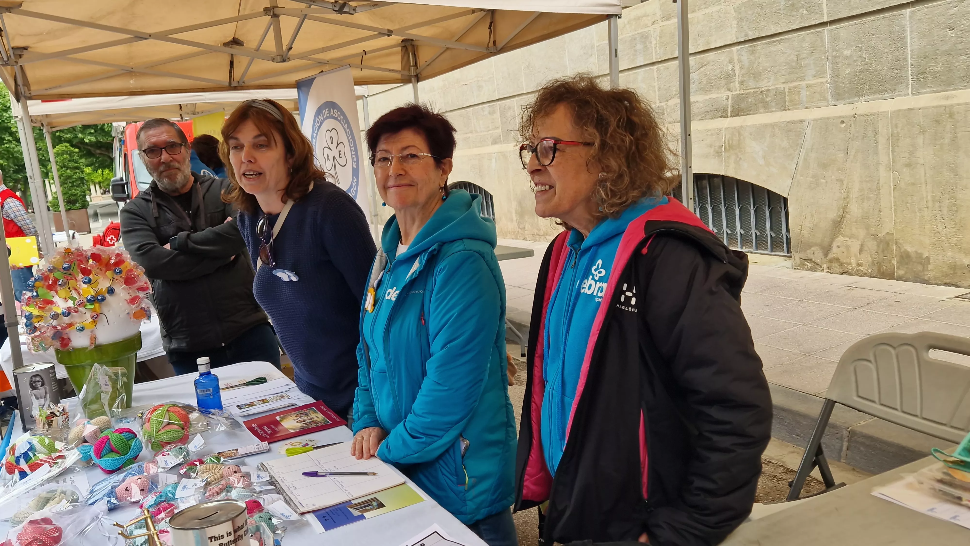  V Feria de entidades de la salud de Huesca organizada por Cruz Roja. Foto Myriam Martínez