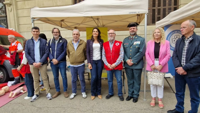  V Feria de entidades de la salud de Huesca organizada por Cruz Roja. Foto Myriam Martínez
