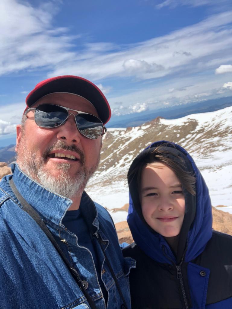 A 4400 metros en las Rocosas de Colorado, "añorando nuestros Pirineos".