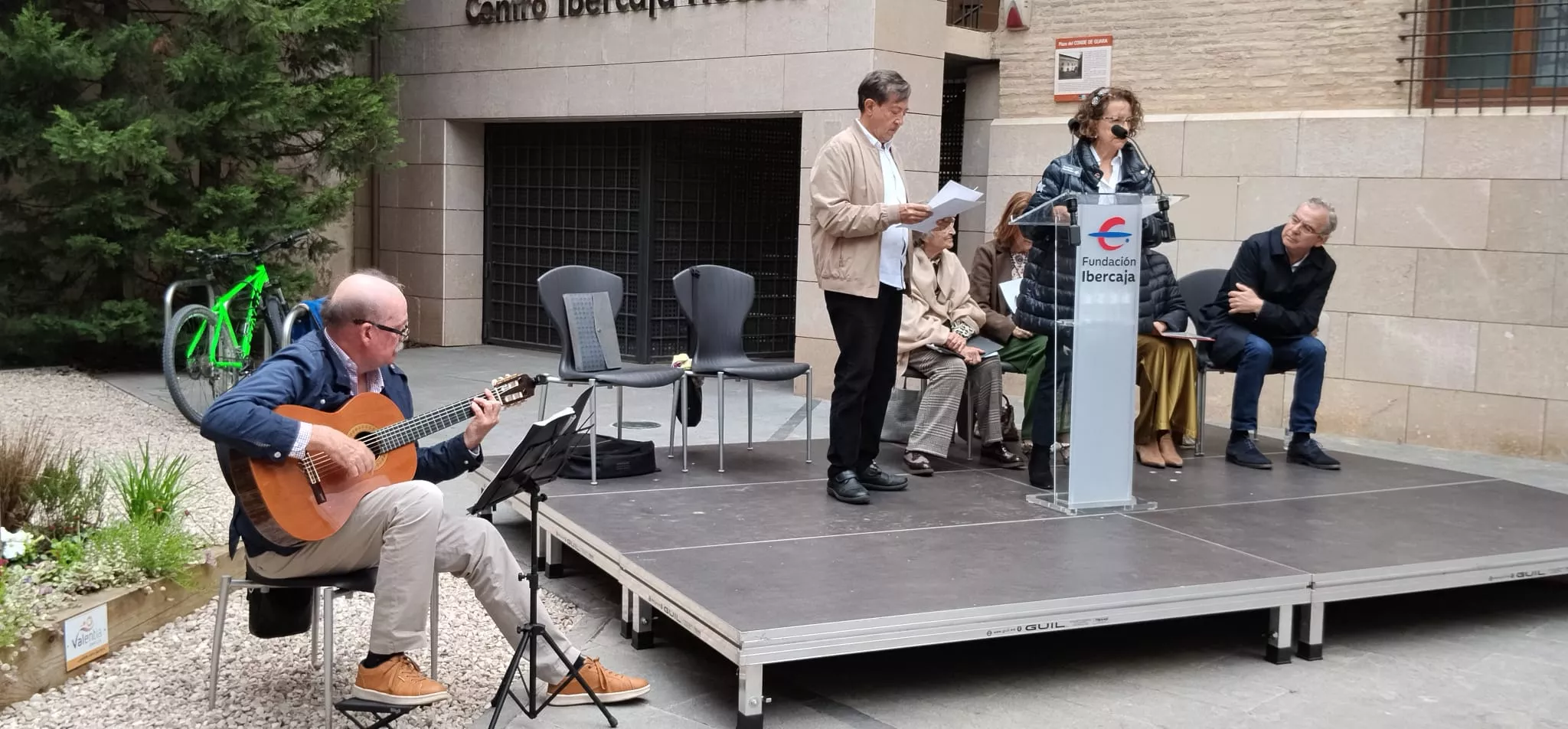 Tardeo Poético en el Centro Cultural Fundación Ibercaja