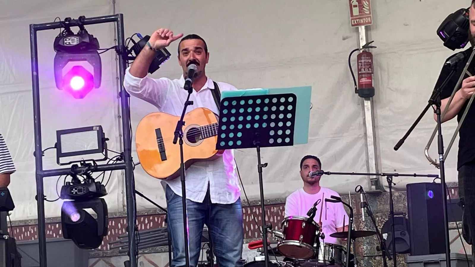 Actuación de Gipsy Band. Foto Mercedes Manterola