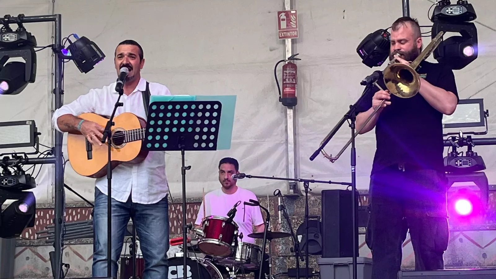 Actuación de Gipsy Band. Foto Mercedes Manterola