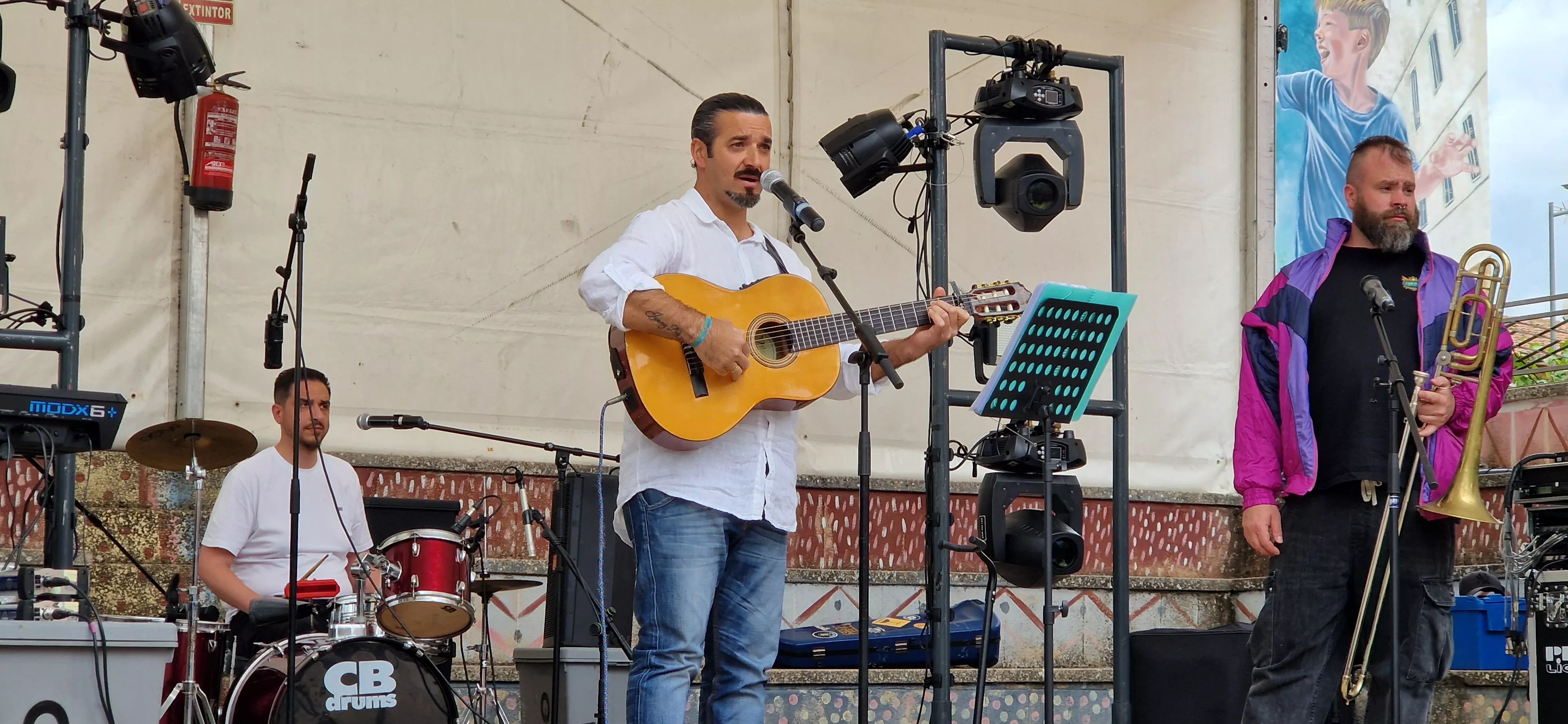 Actuación de Gipsy Band. Foto Myriam Martínez