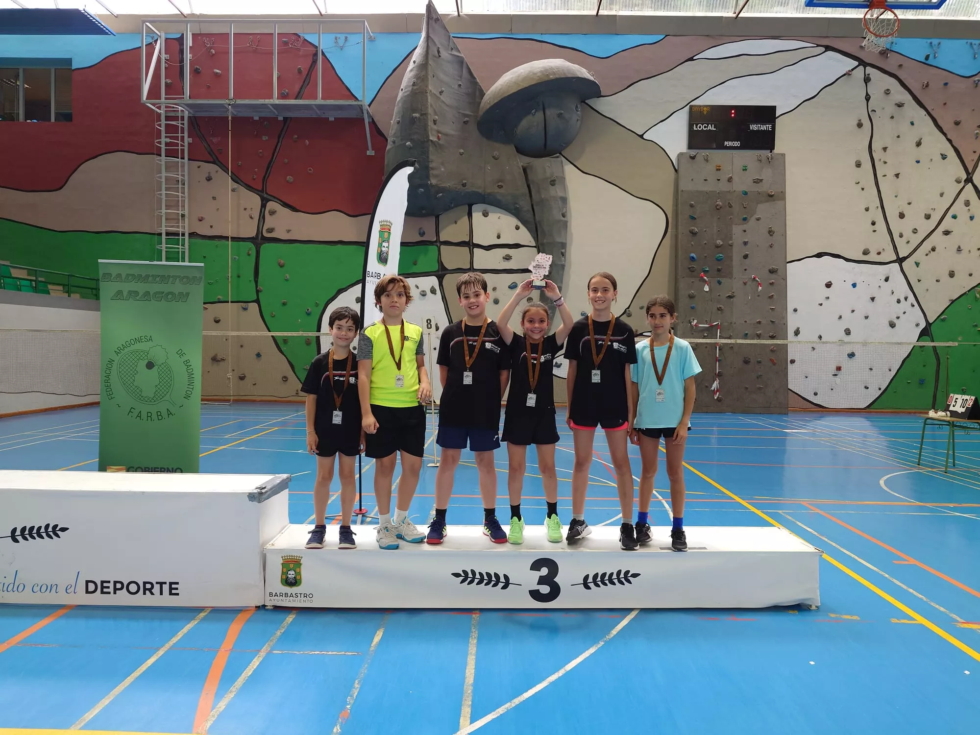Campeonato de Aragón Escolar por equipos de badminton.