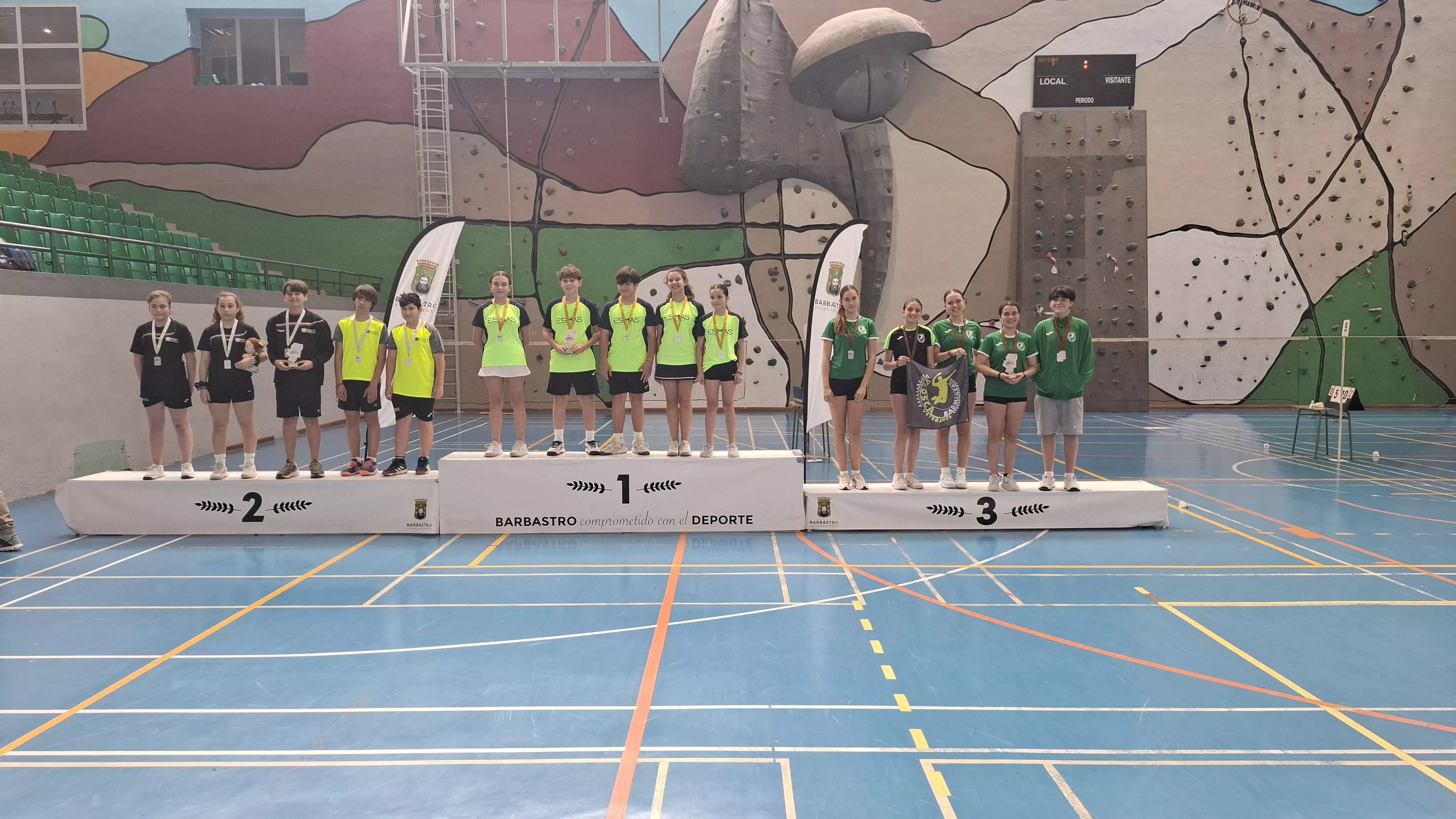 Campeonato de Aragón Escolar por equipos de badminton.