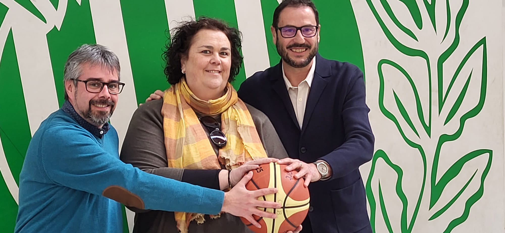 Iván Reales, Cristina Gallart y Fernando Lascorz, de Fribín y Club Baloncesto Peñas.
