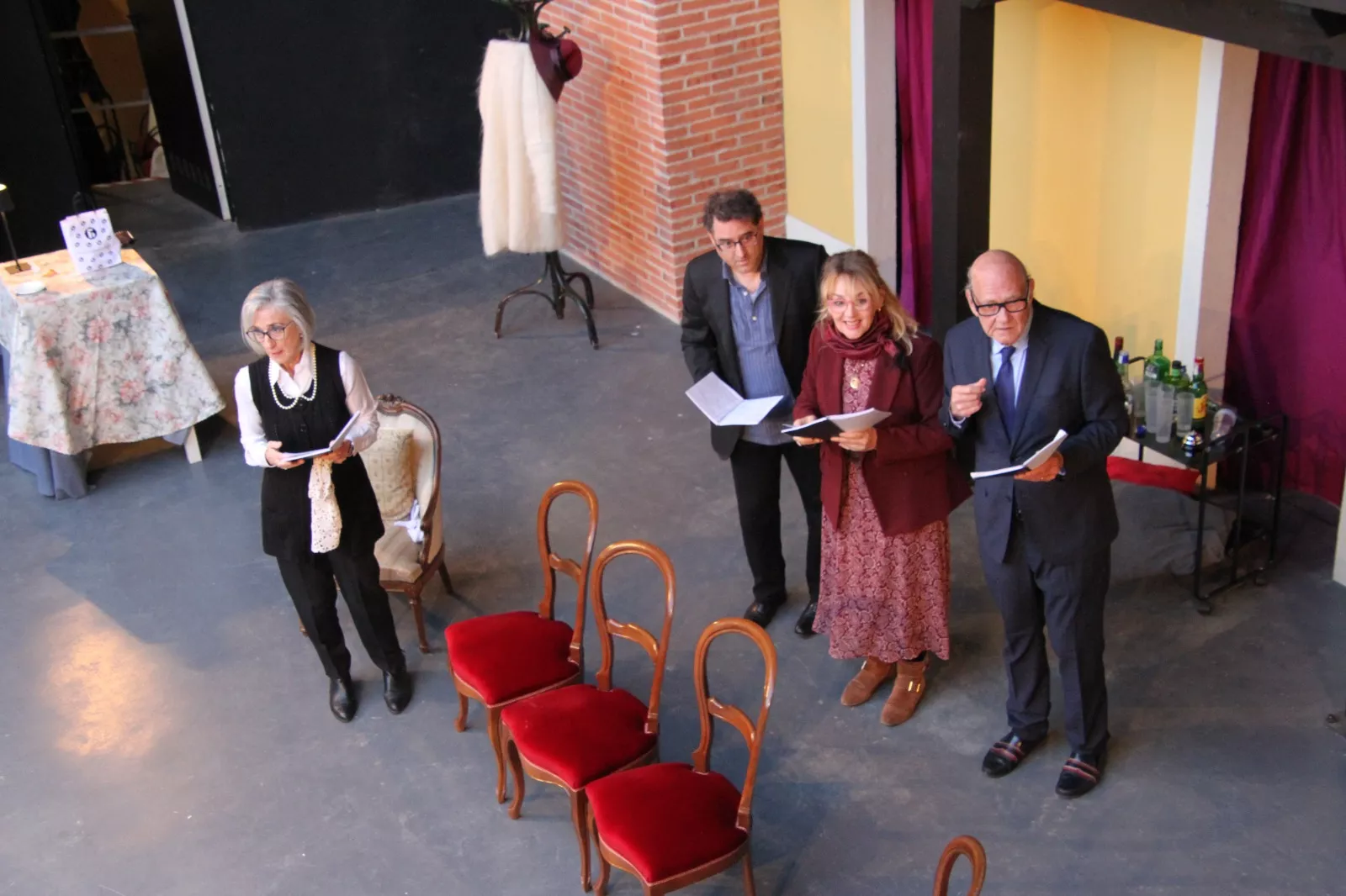 Actuación de "Voces de Papel" en el Corral de Comedias de Robres. Foto Carlos Neofato