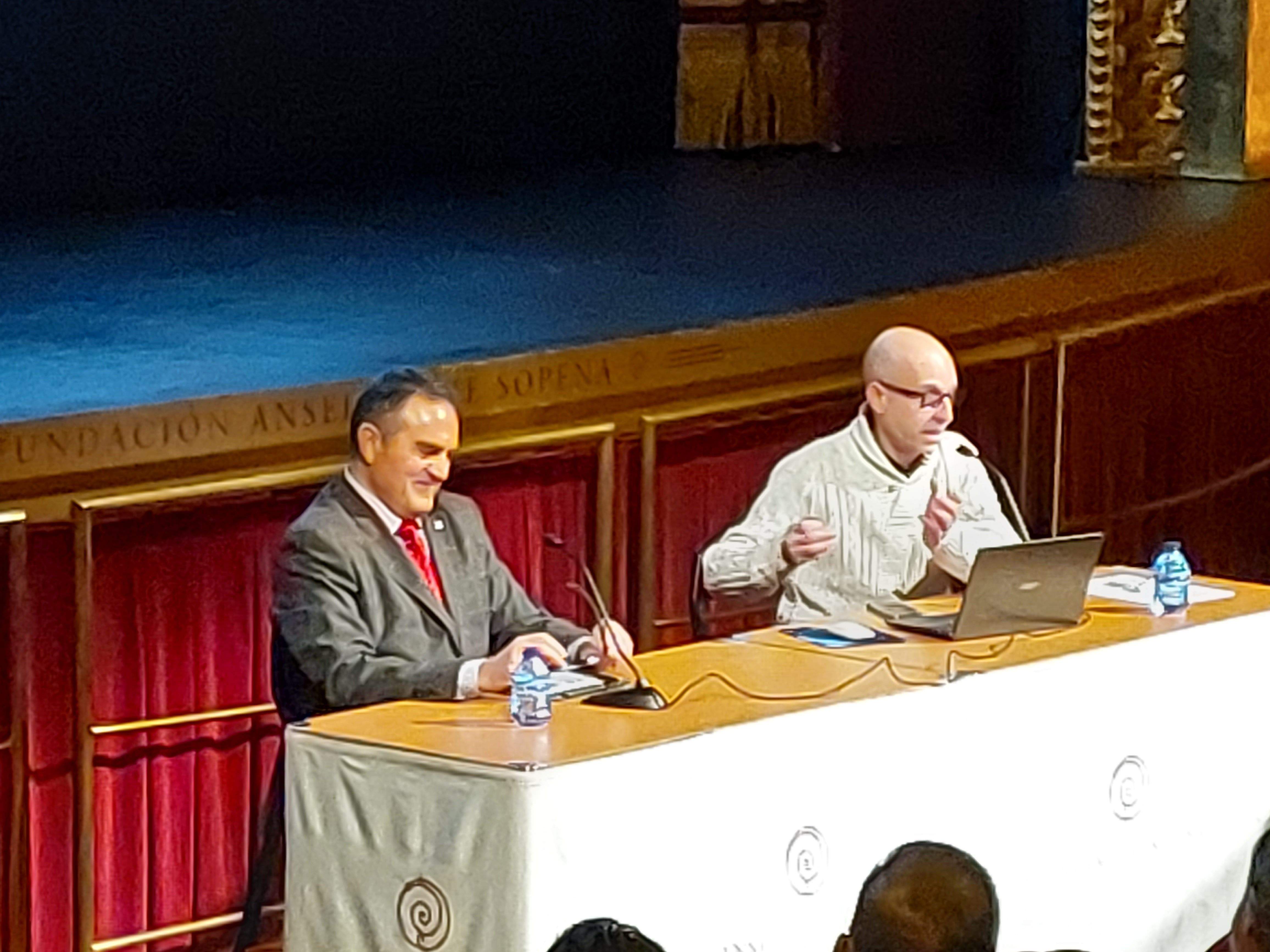 El teniente general Gan Pampols y Olivier Vilain, en el Olimpia