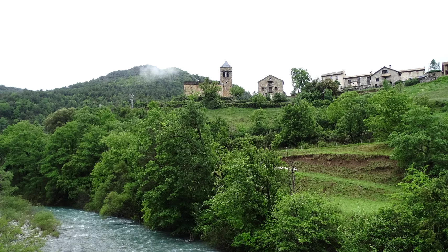 01 Badaín y rio Irues